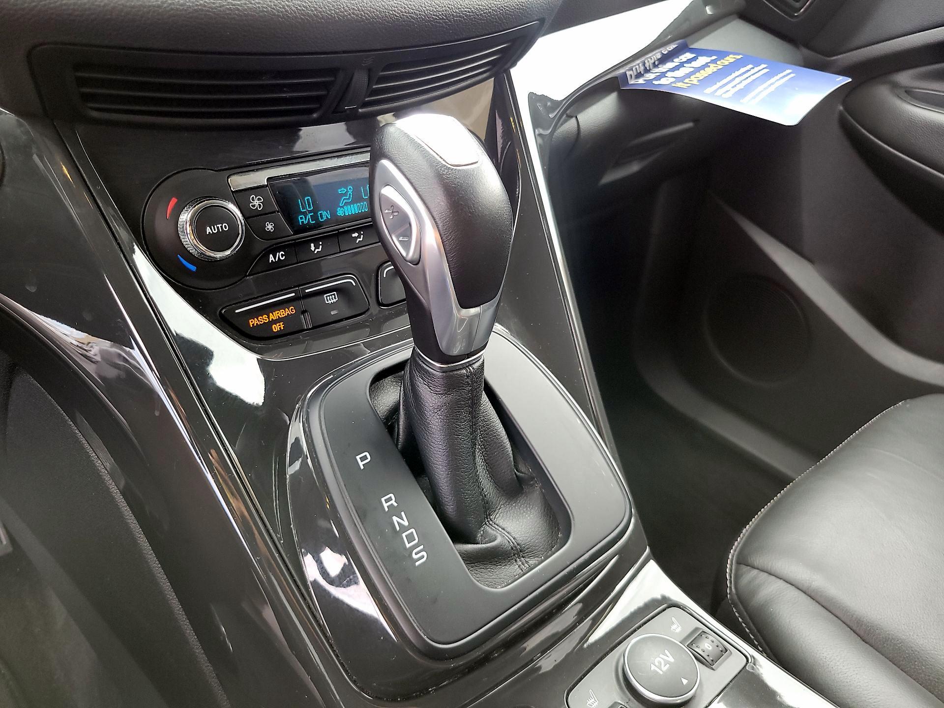 Thumbnail: 2016 Ford Escape - 16