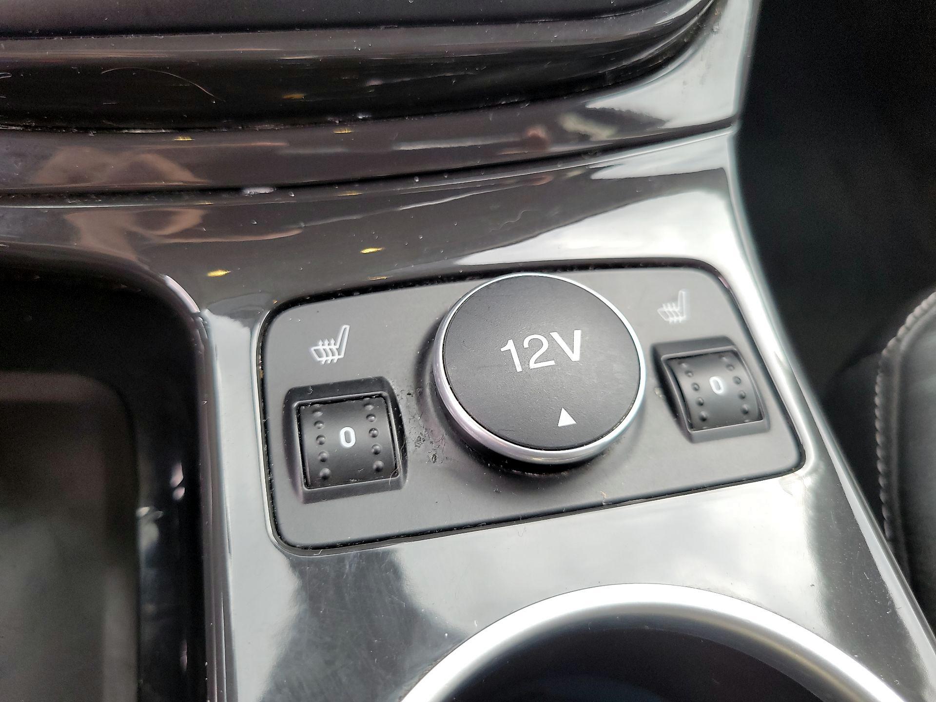 Thumbnail: 2016 Ford Escape - 17