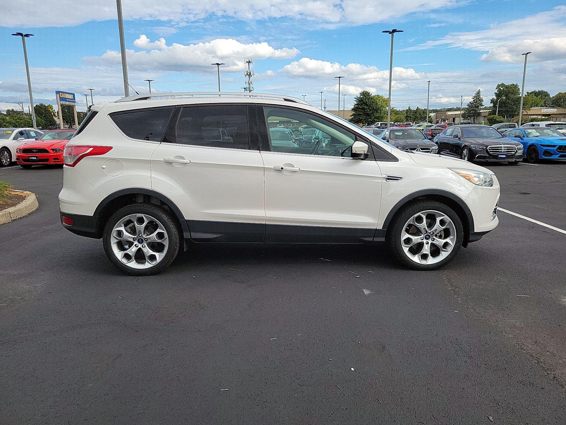 Thumbnail: 2016 Ford Escape - 4