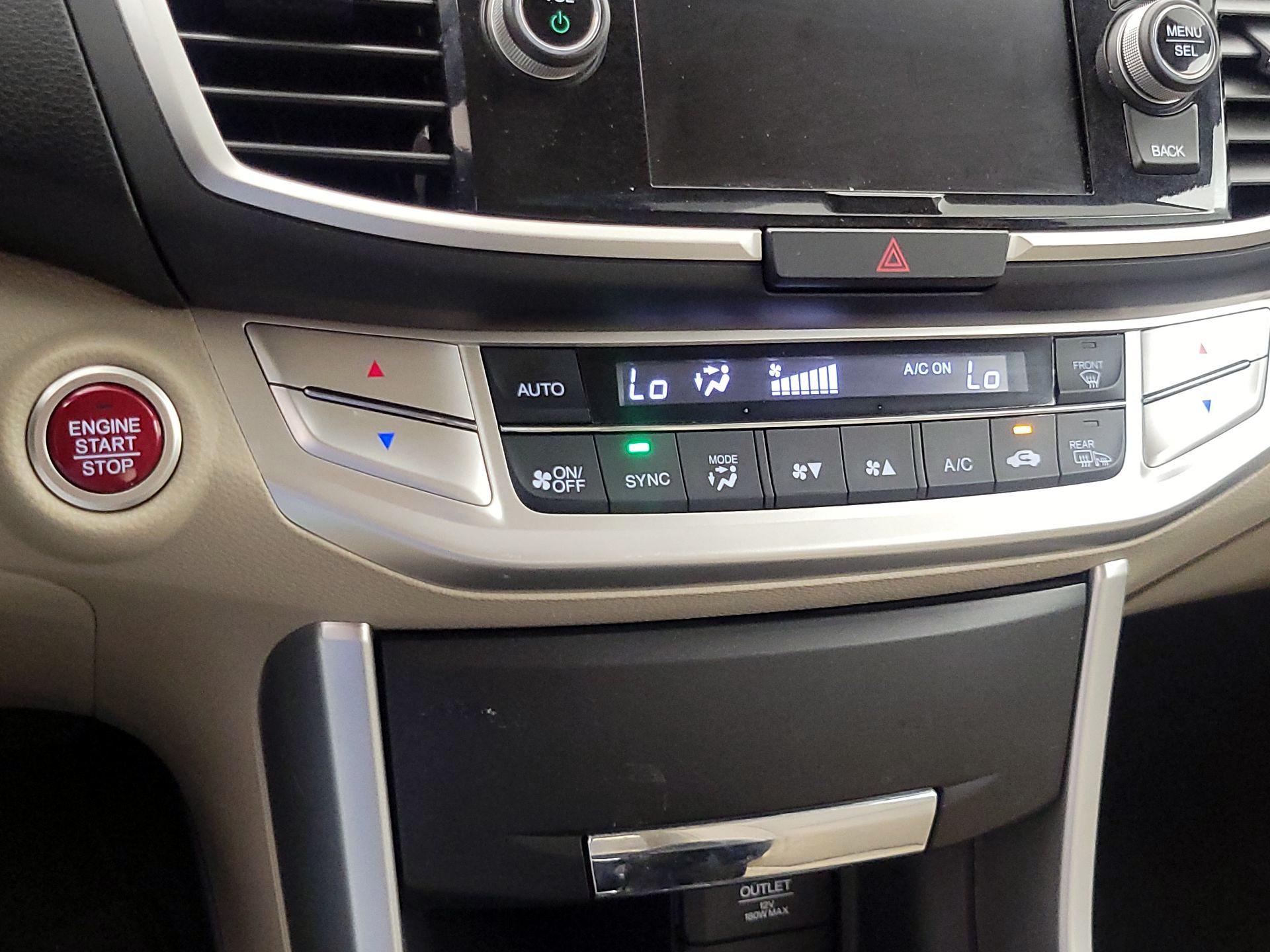 Thumbnail: 2014 Honda Accord - 16