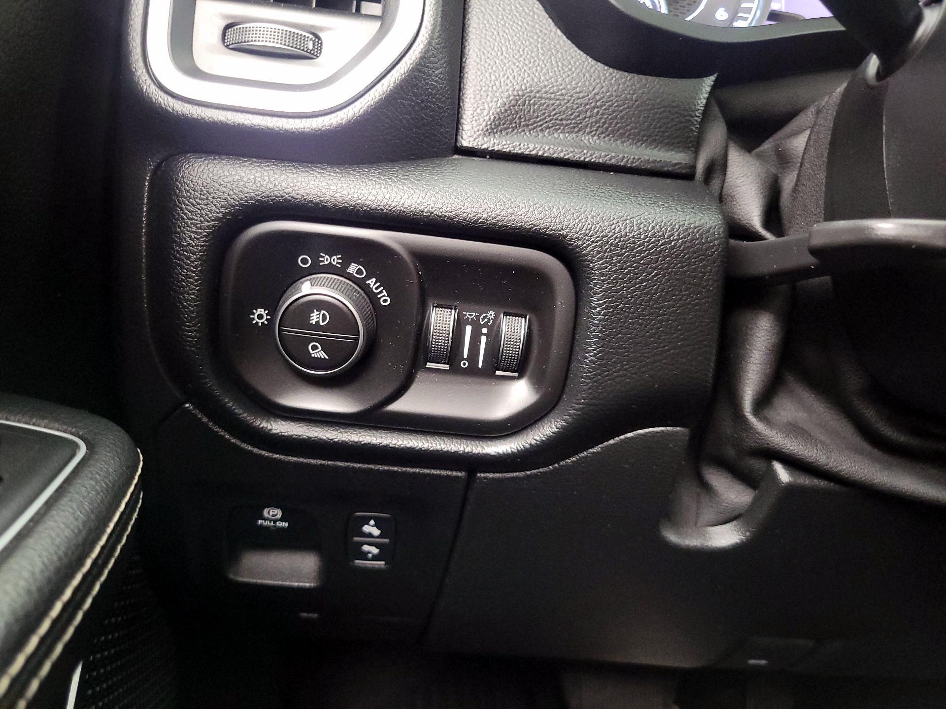 Thumbnail: 2020 RAM 1500 - 13