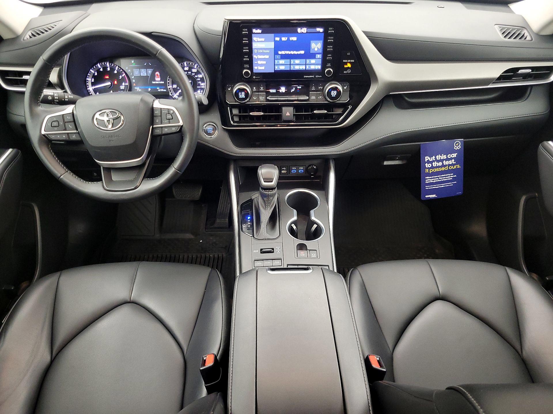 Thumbnail: 2022 Toyota Highlander - 9