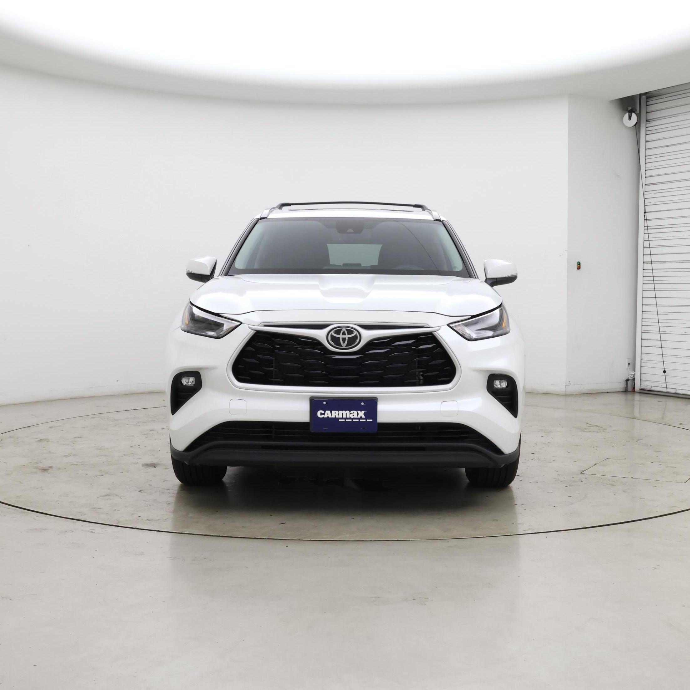 Thumbnail: 2022 Toyota Highlander - 5