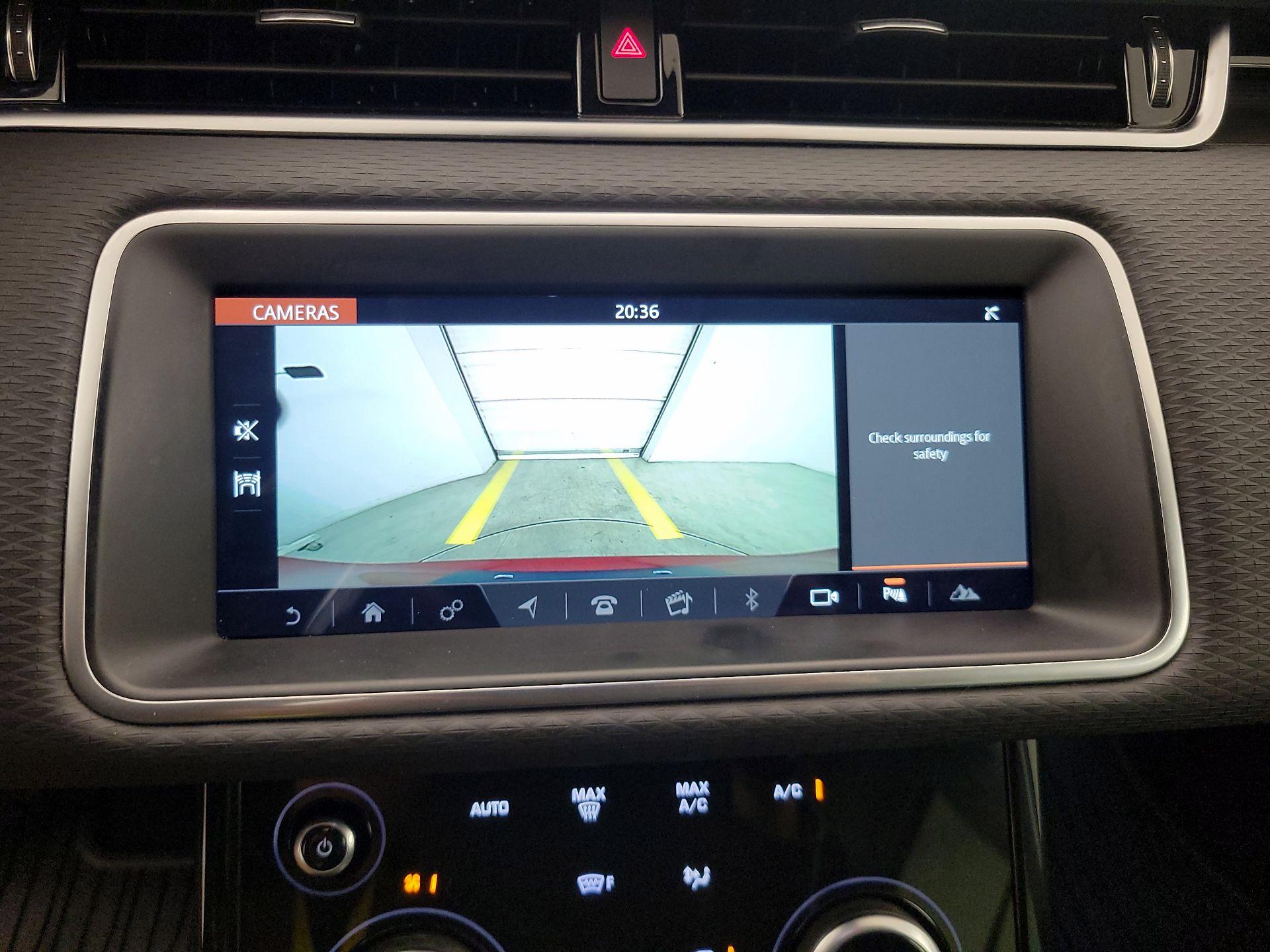 Thumbnail: 2020 Land Rover Range Rover Evoque - 15