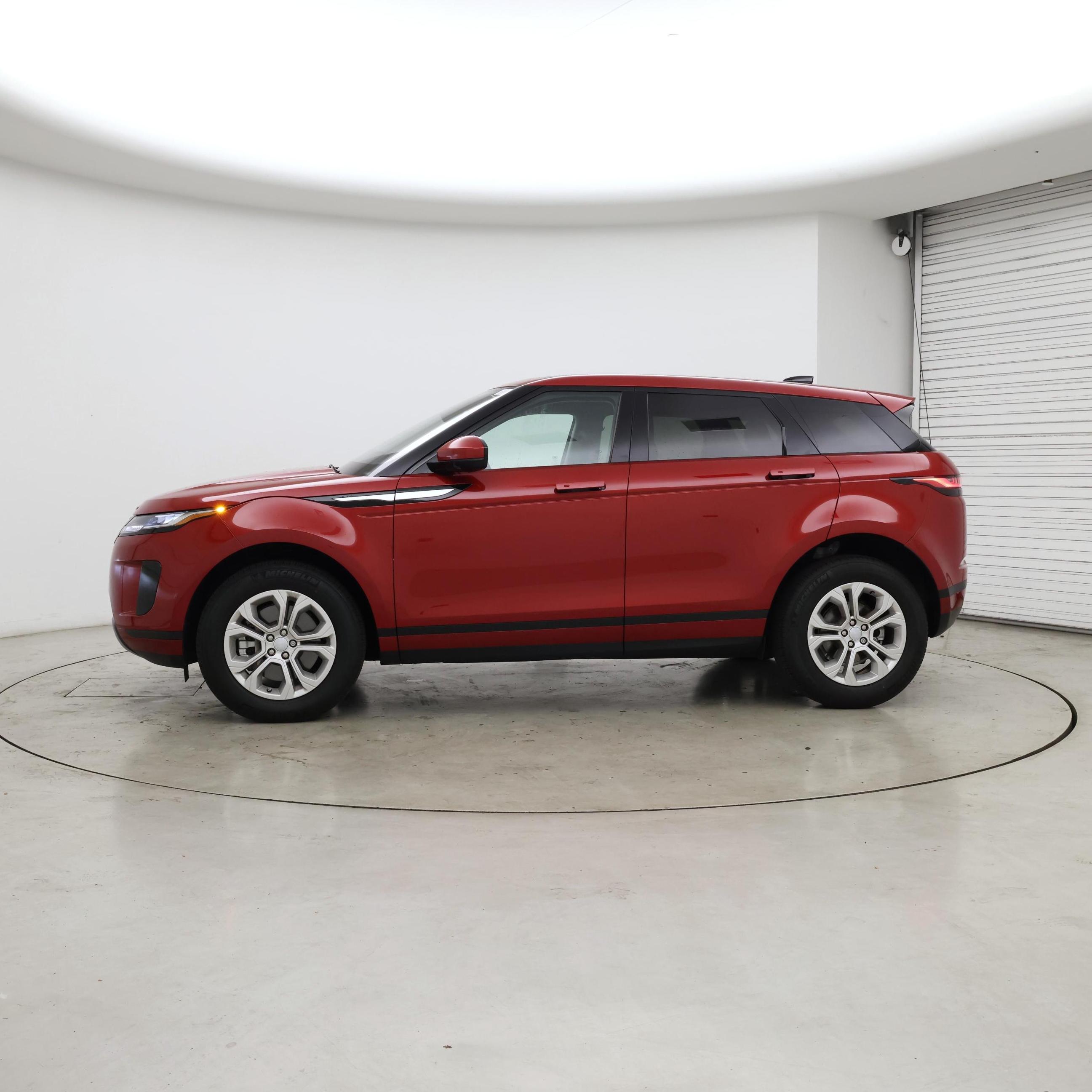 Thumbnail: 2020 Land Rover Range Rover Evoque - 3
