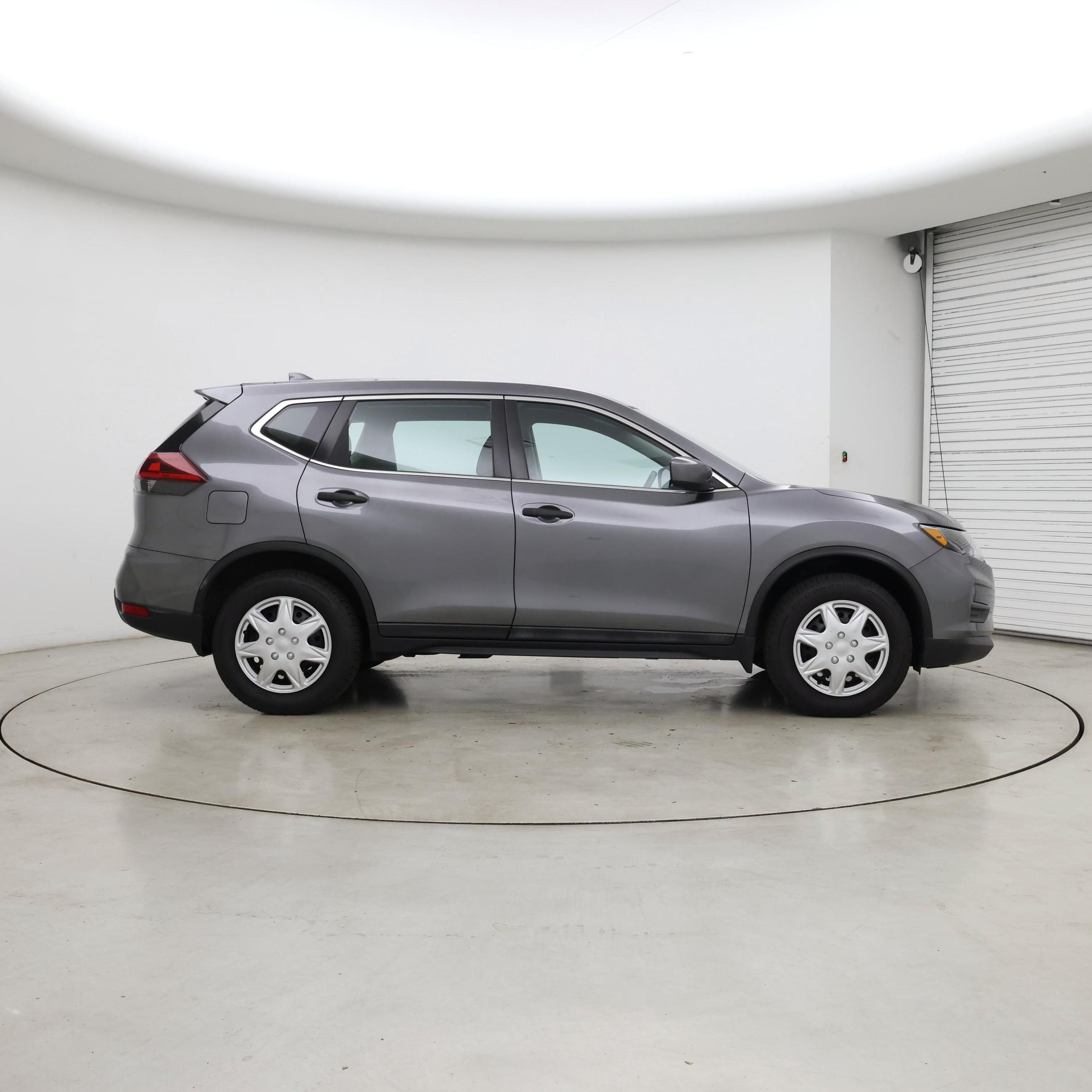 Thumbnail: 2018 Nissan Rogue - 7