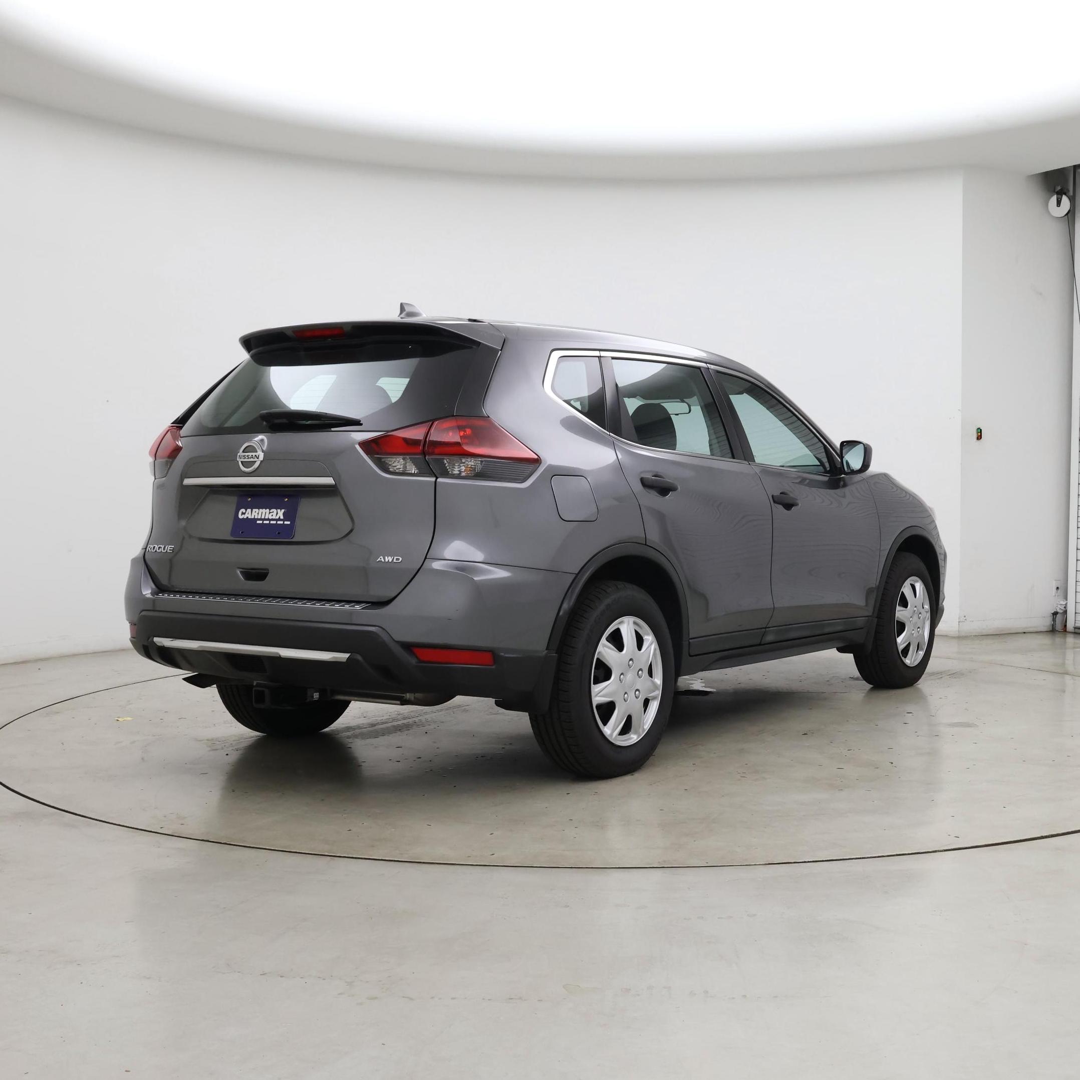 Thumbnail: 2018 Nissan Rogue - 8