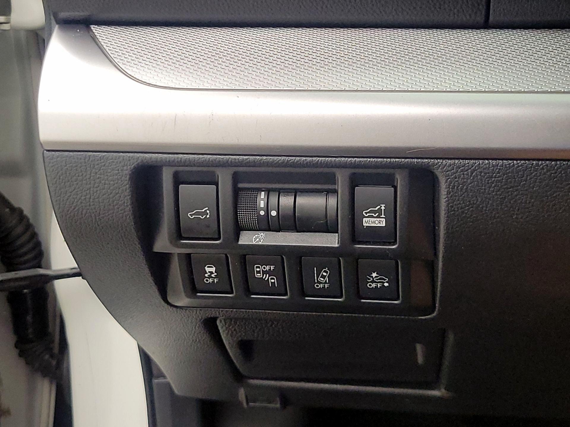 Thumbnail: 2018 Subaru Outback - 13