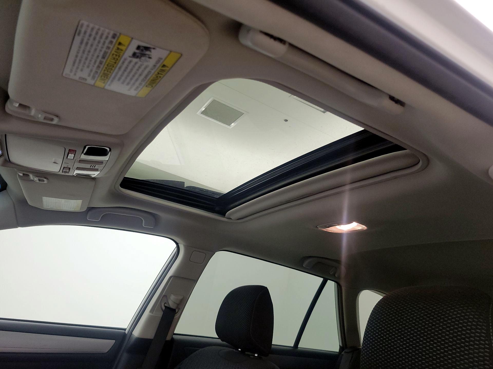 Thumbnail: 2018 Subaru Outback - 20