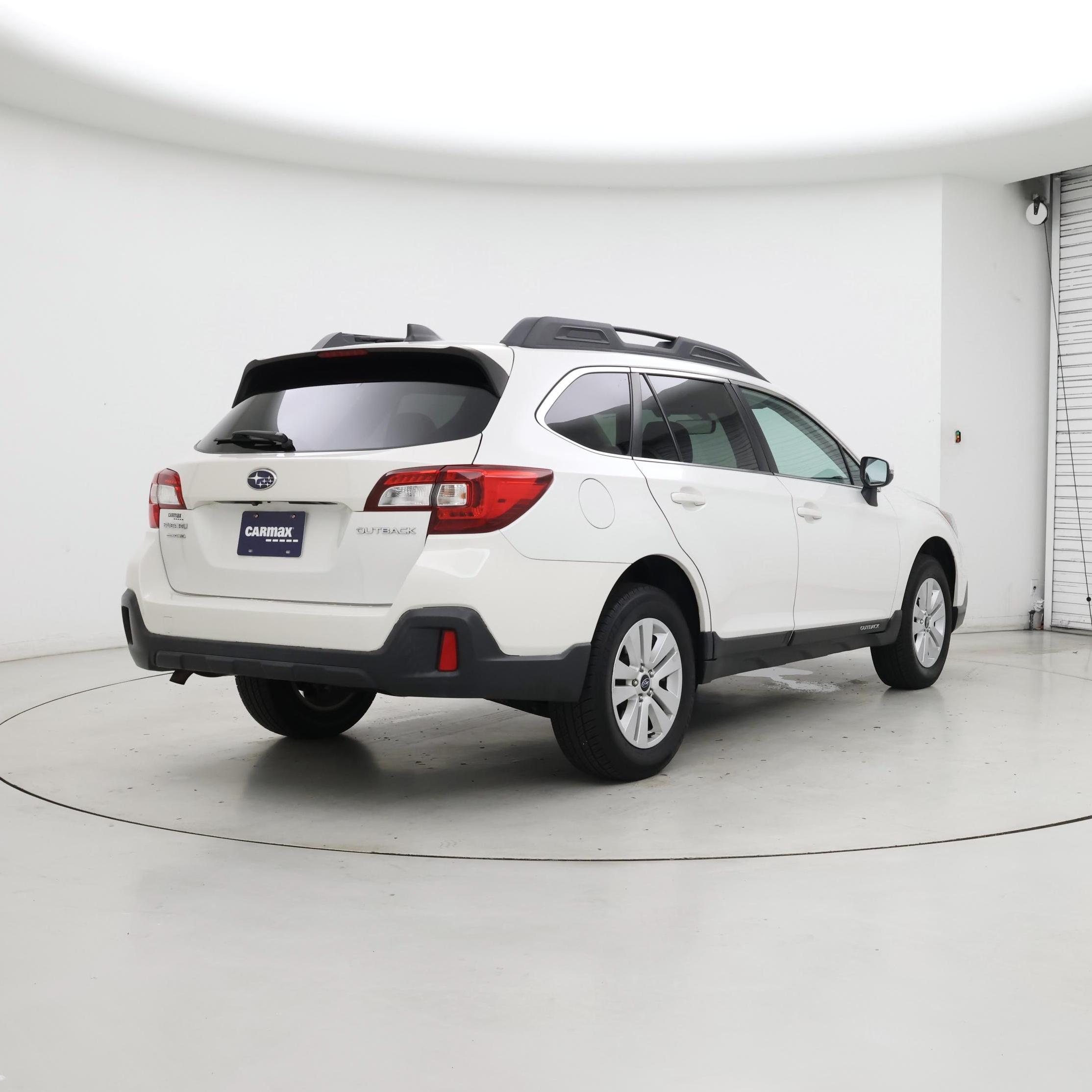 Thumbnail: 2018 Subaru Outback - 8