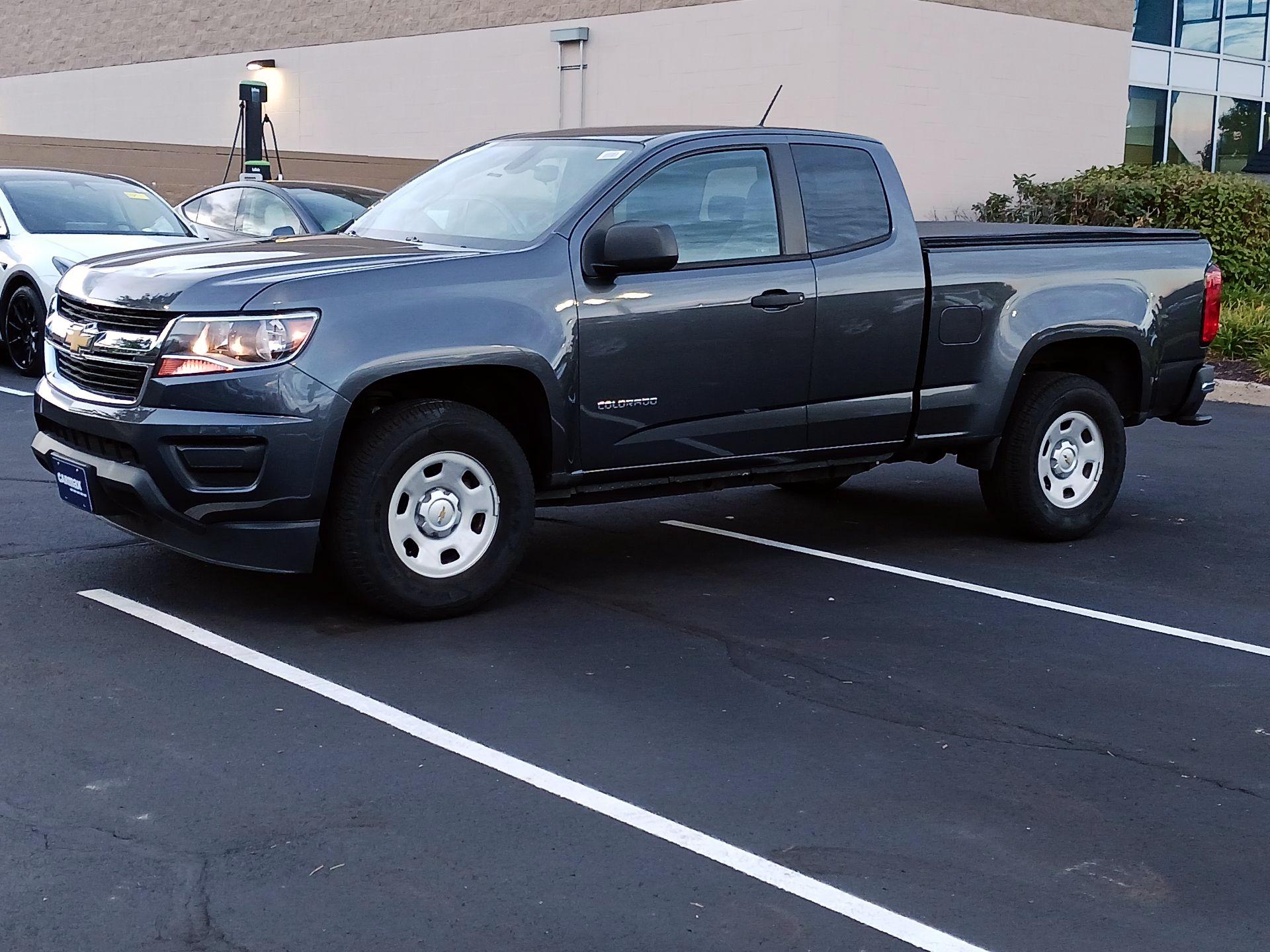 Thumbnail: 2016 Chevrolet Colorado - 3