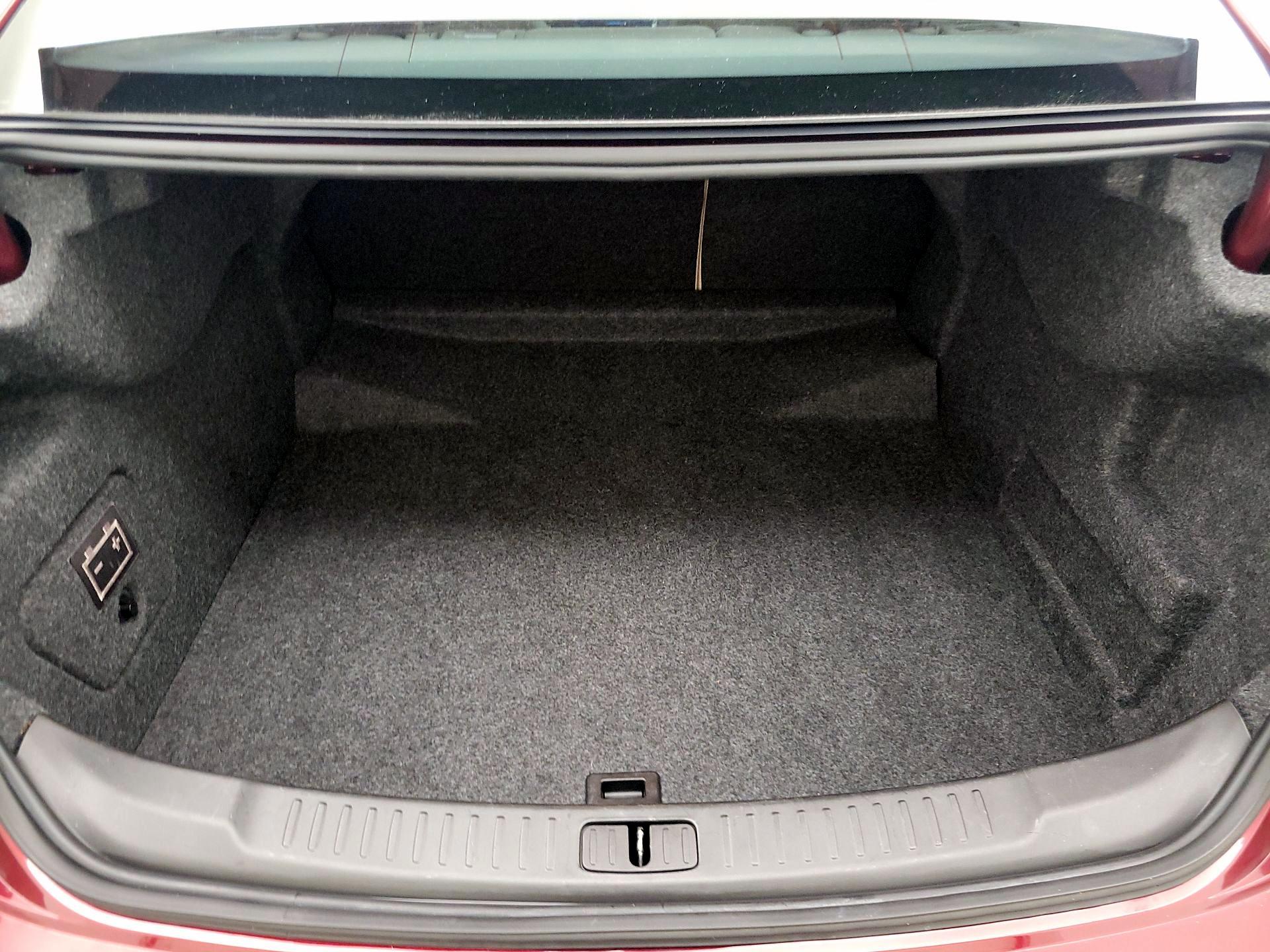 Thumbnail: 2016 Chevrolet Malibu - 20