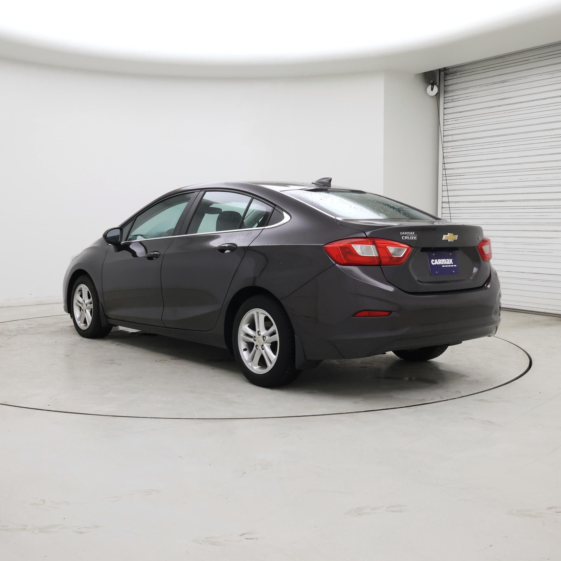 Thumbnail: 2017 Chevrolet Cruze - 2