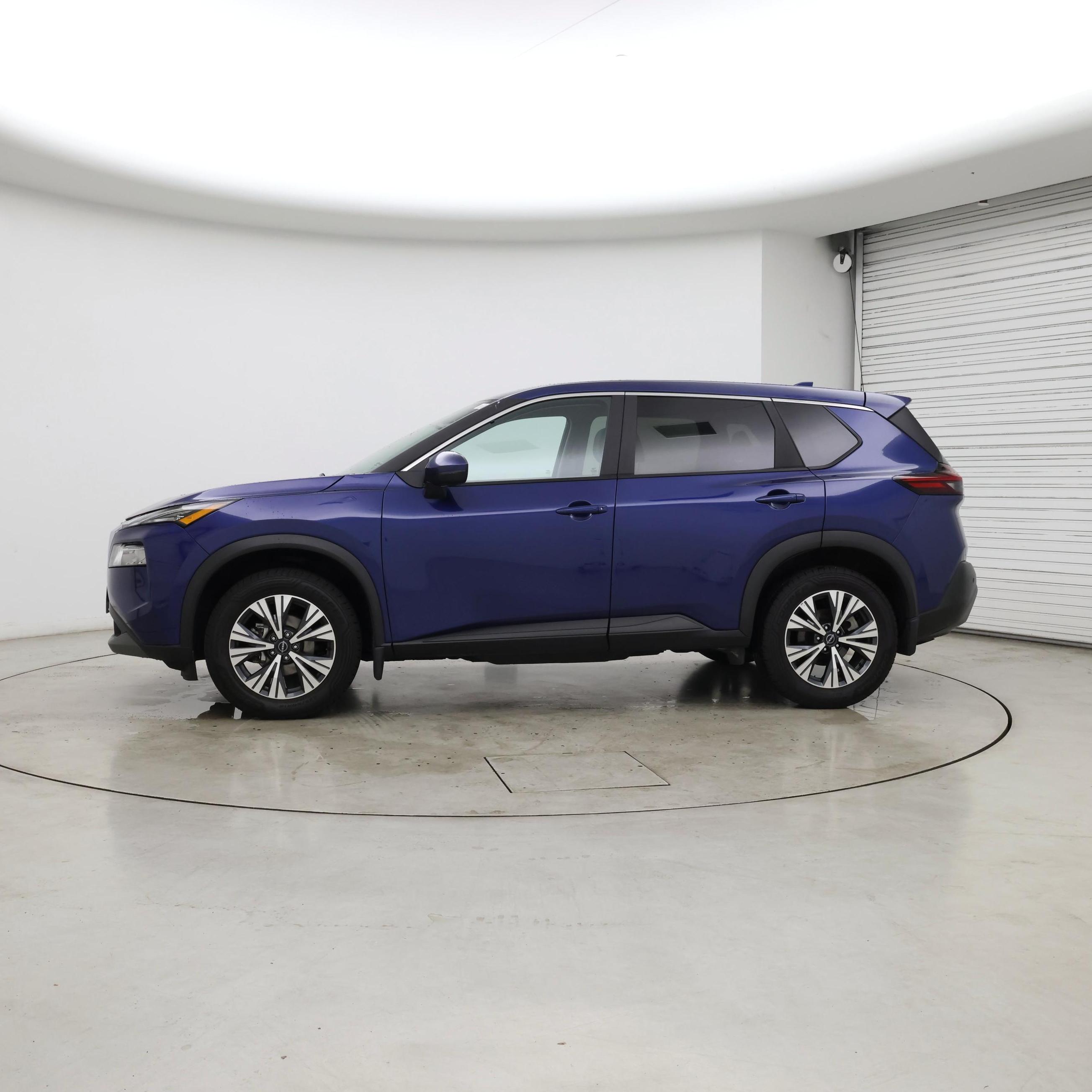 Thumbnail: 2022 Nissan Rogue - 3