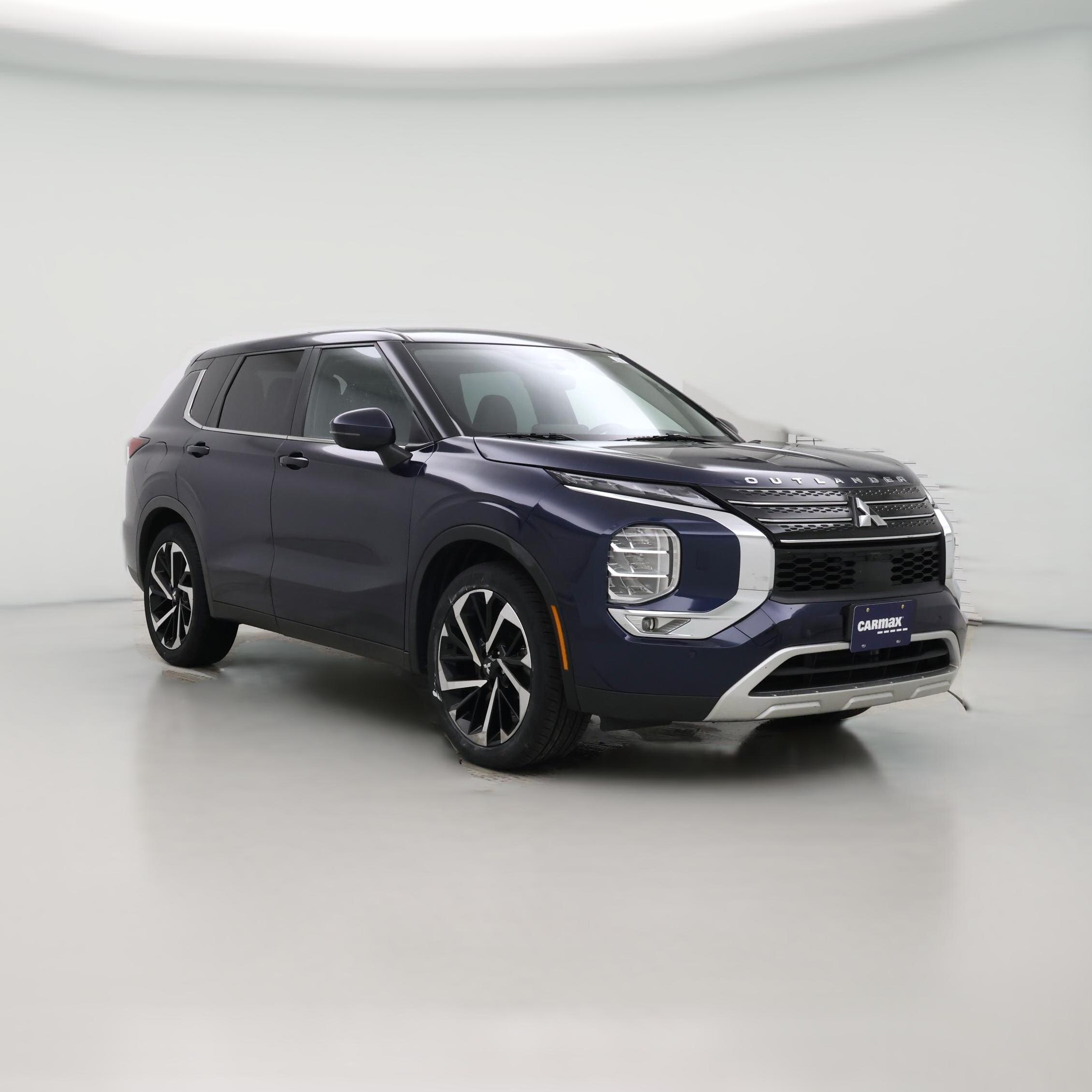 Thumbnail: 2022 Mitsubishi Outlander - 1