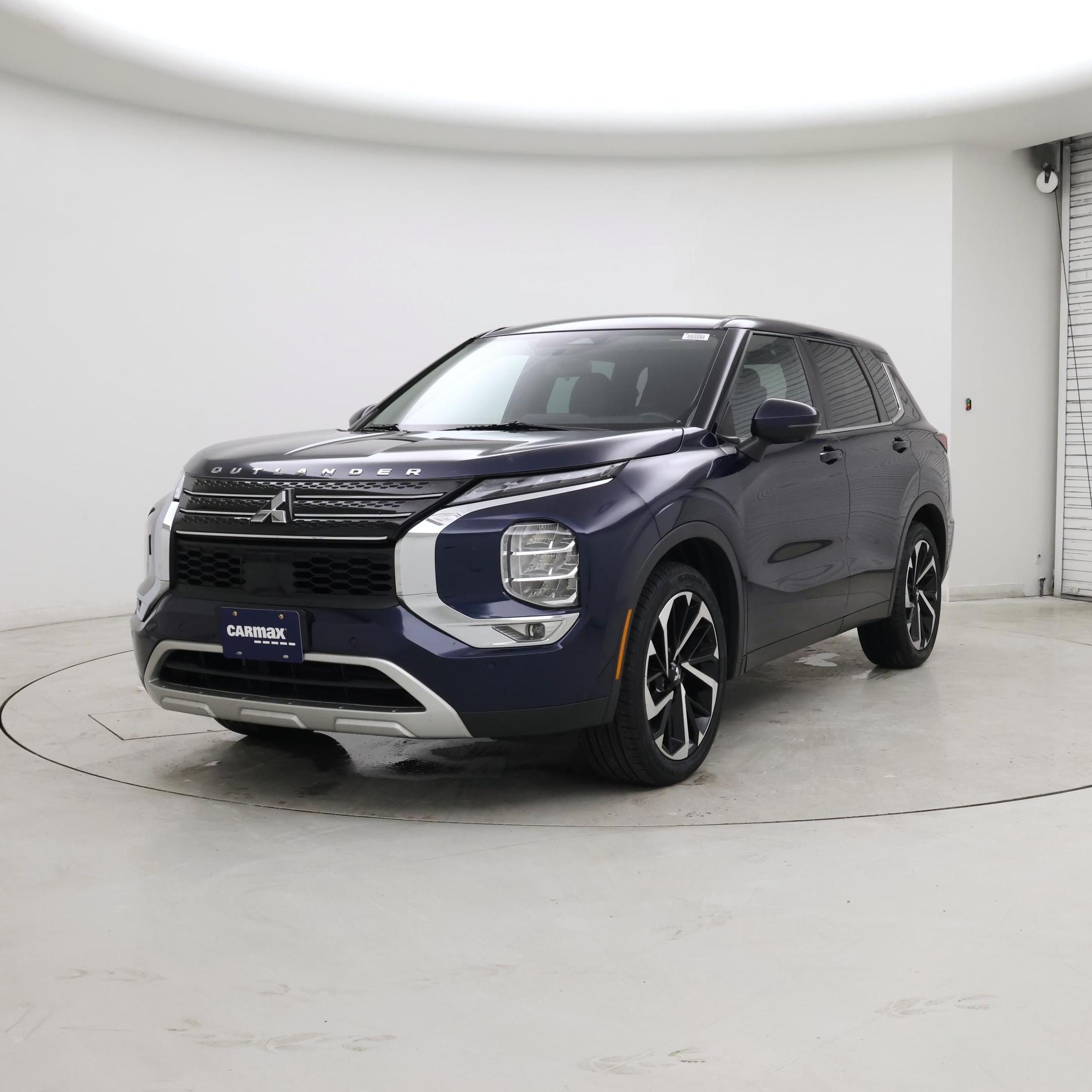 Thumbnail: 2022 Mitsubishi Outlander - 4