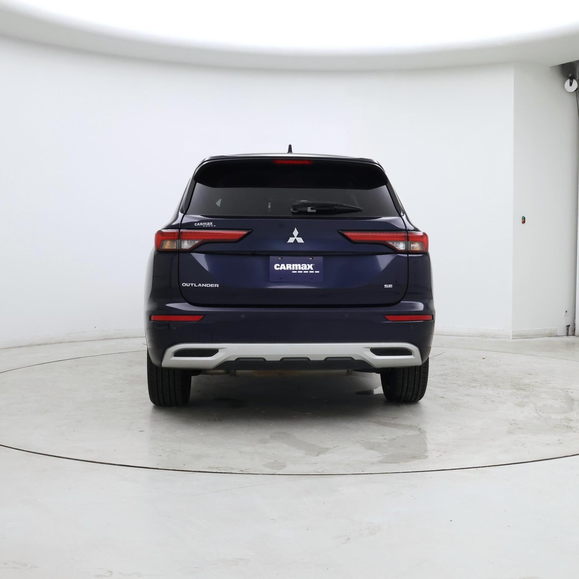 Thumbnail: 2022 Mitsubishi Outlander - 6