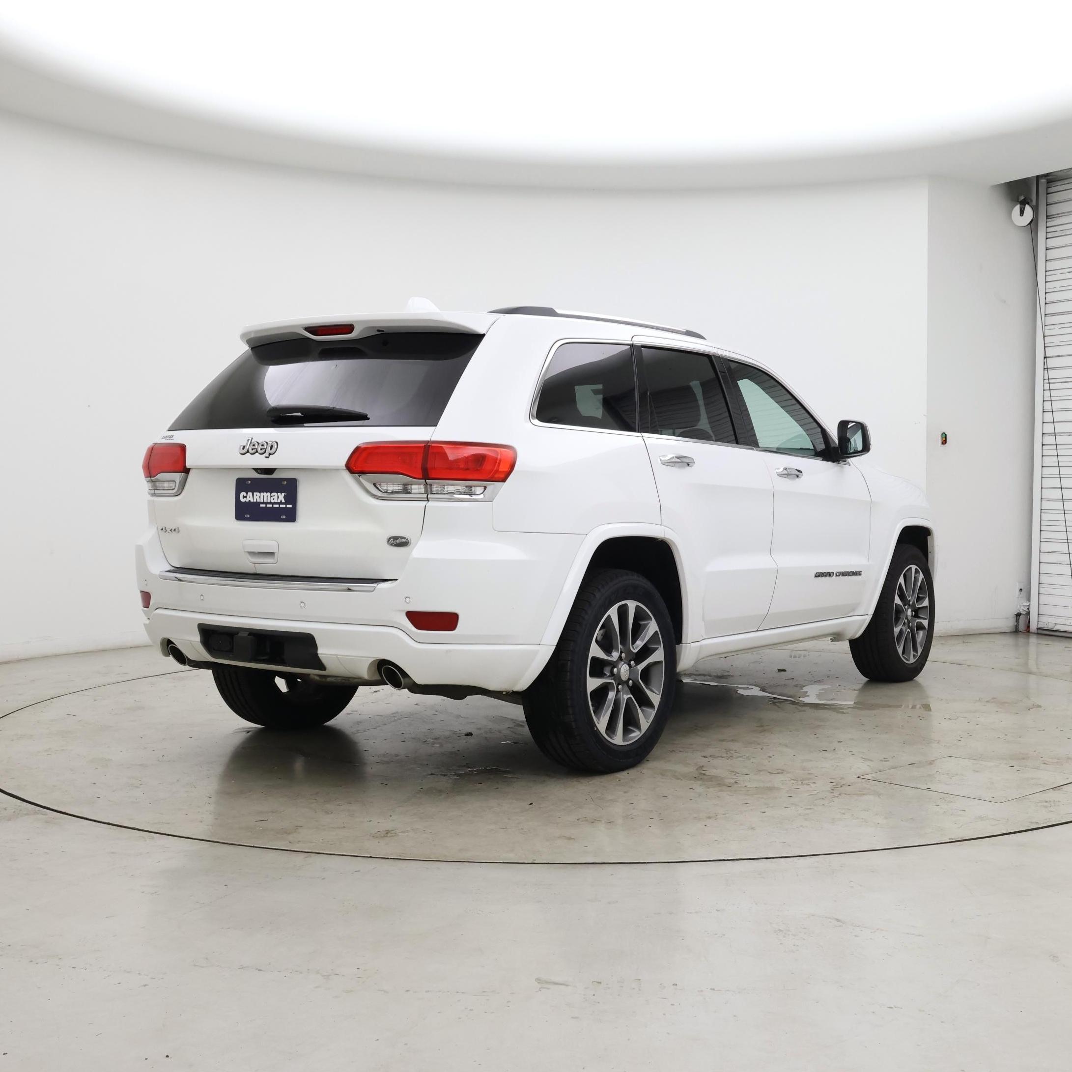 Thumbnail: 2018 Jeep Grand Cherokee - 8