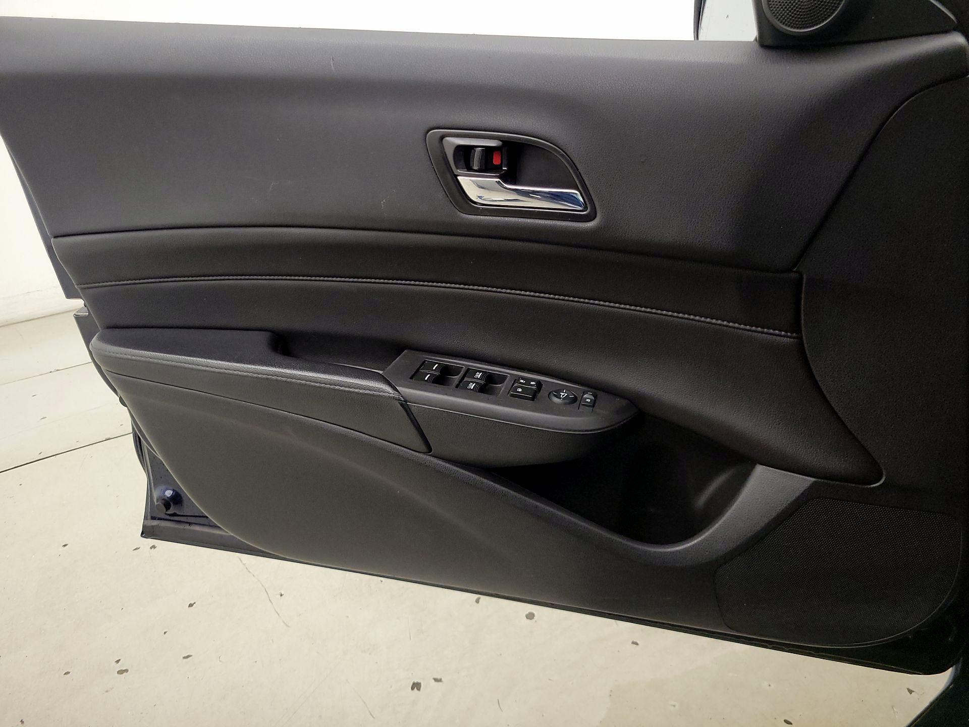 Thumbnail: 2014 Acura ILX - 12