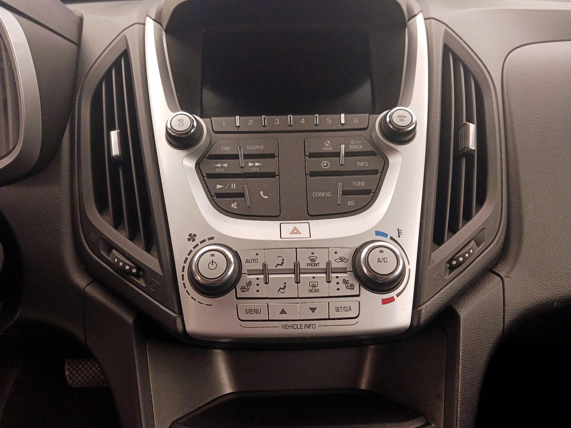 Thumbnail: 2017 Chevrolet Equinox - 15