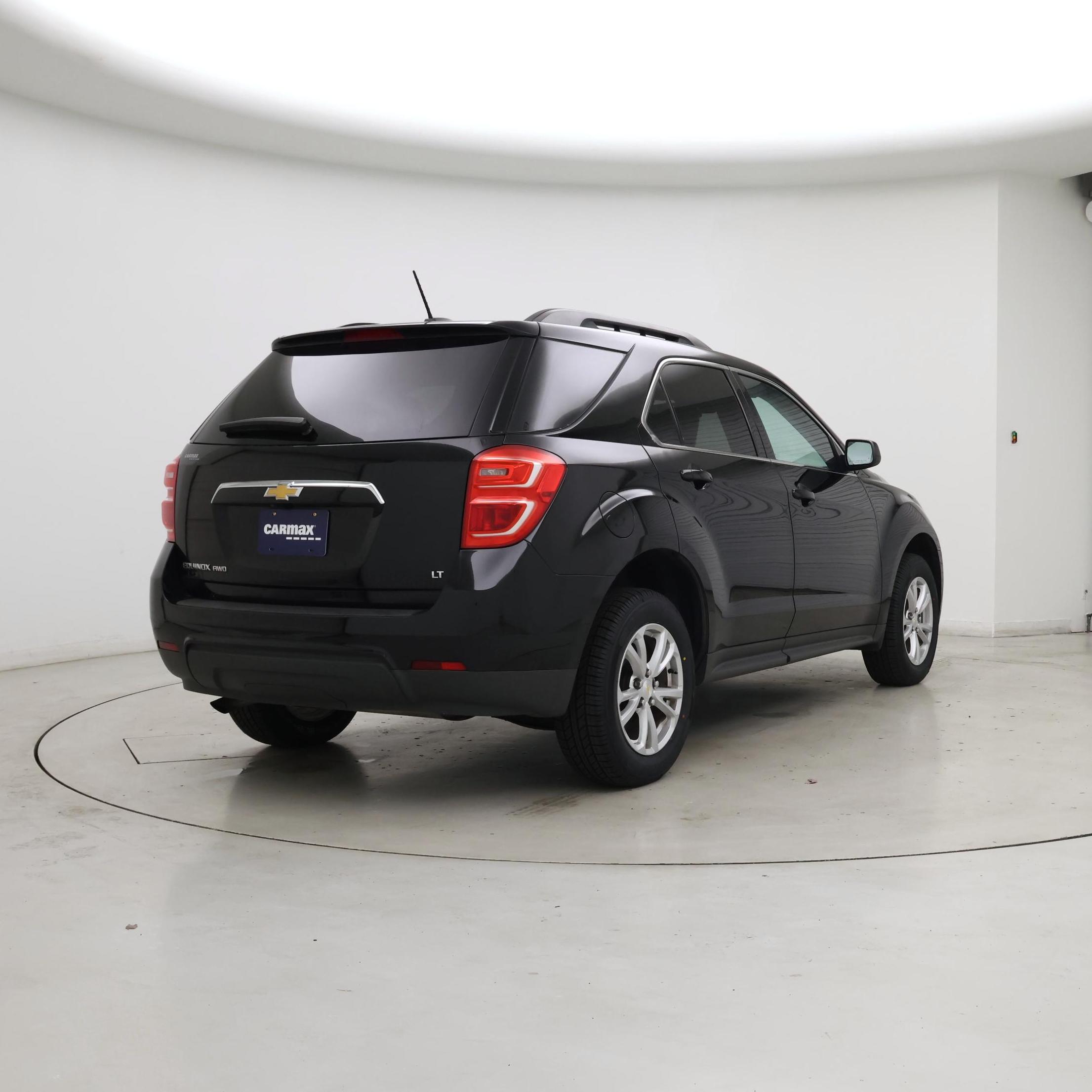 Thumbnail: 2017 Chevrolet Equinox - 8