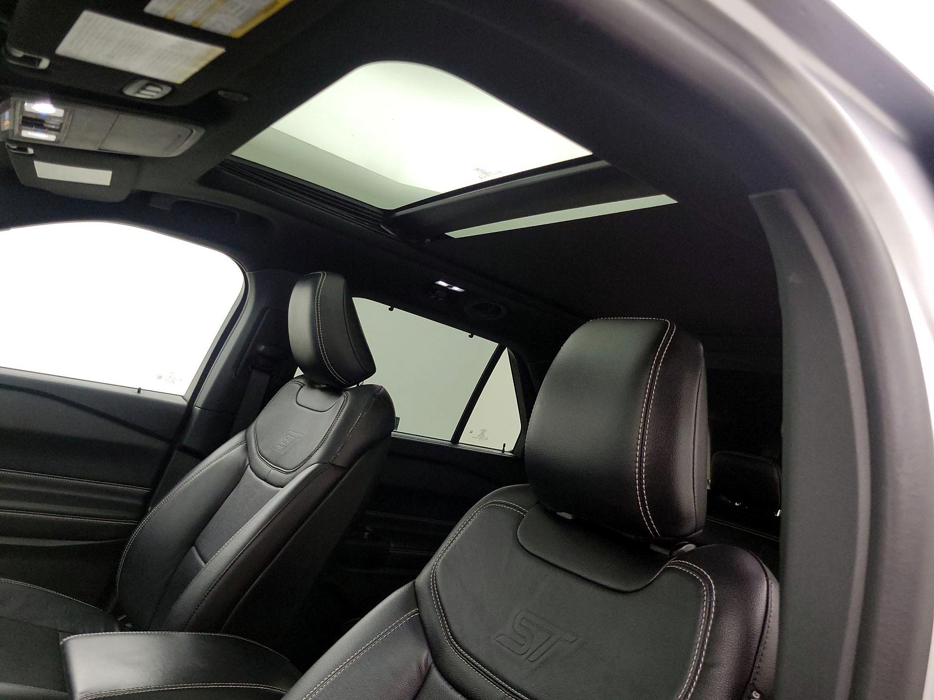 Thumbnail: 2020 Ford Explorer - 20