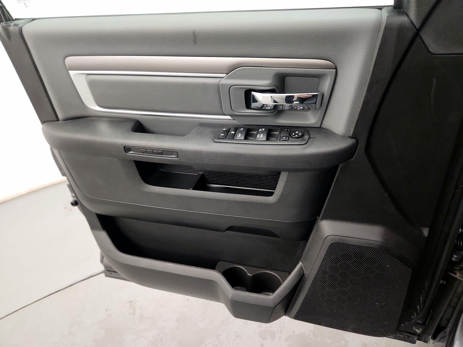 Thumbnail: 2023 RAM 1500 Classic - 12