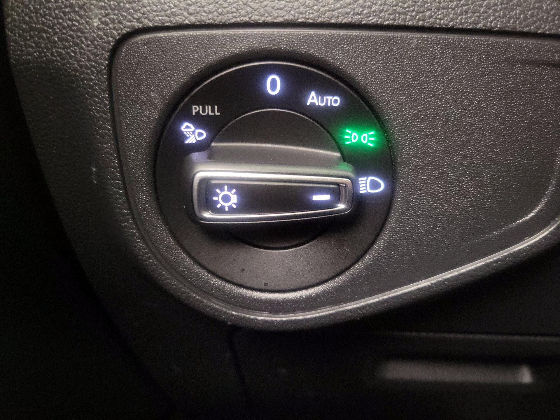 Thumbnail: 2022 Volkswagen Atlas - 13