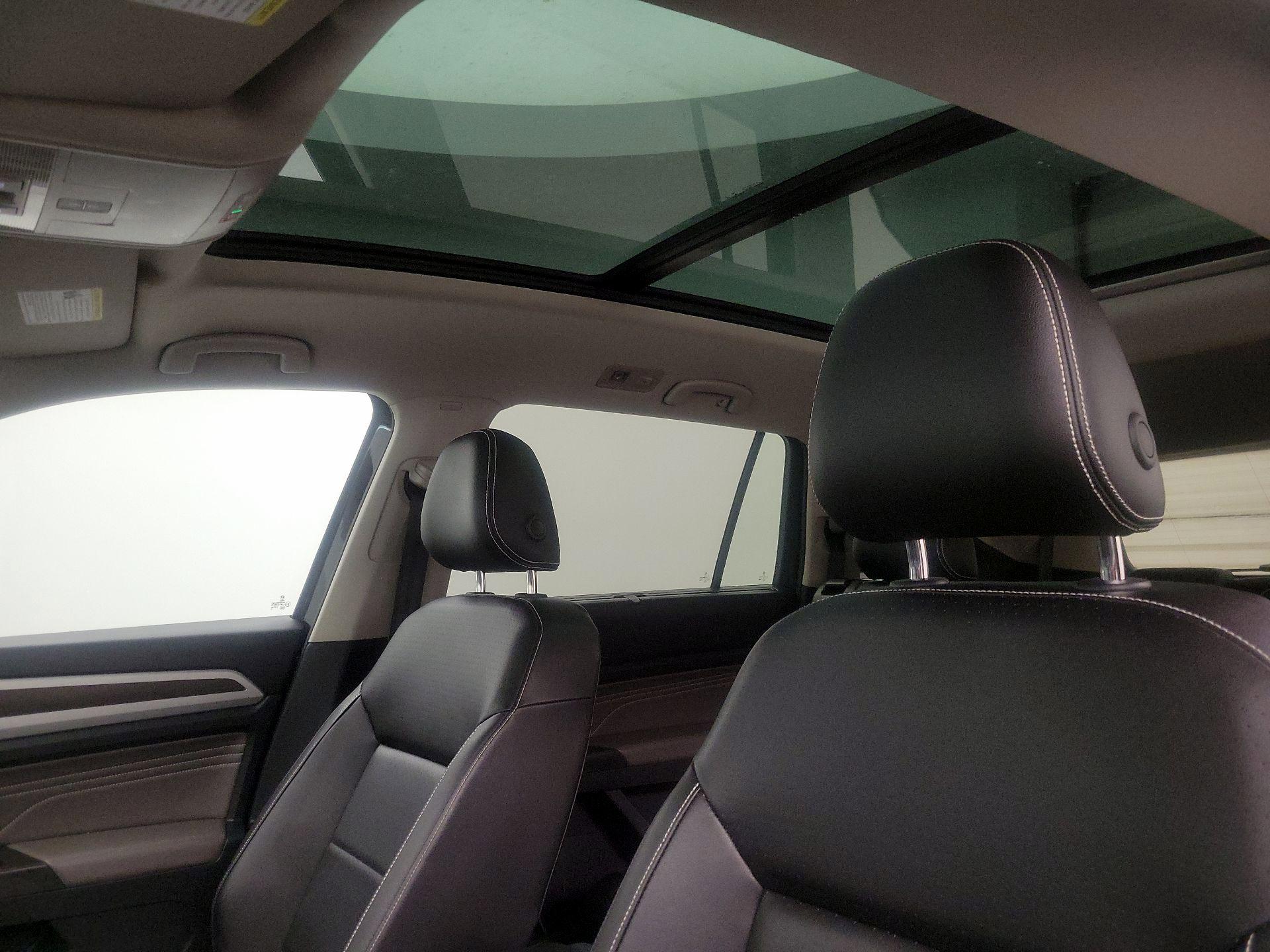 Thumbnail: 2022 Volkswagen Atlas - 19