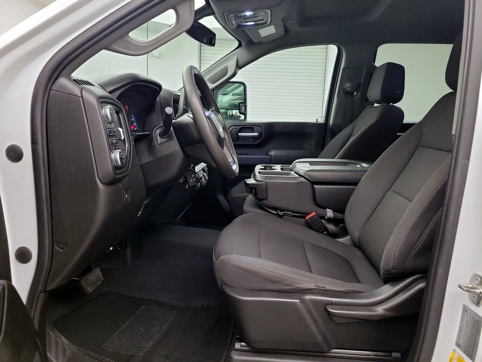 Thumbnail: 2023 GMC Sierra 3500 - 9