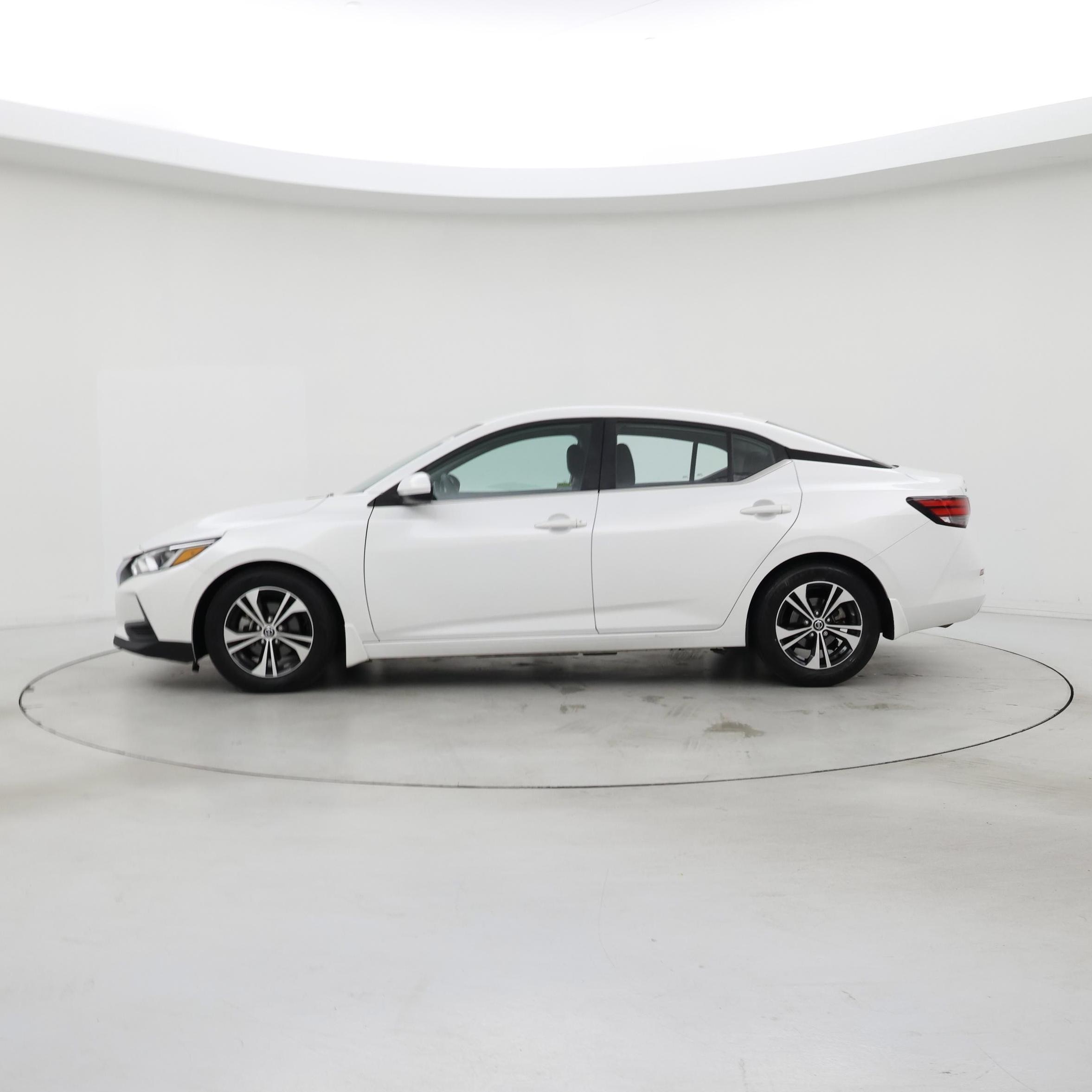 Thumbnail: 2021 Nissan Sentra - 3