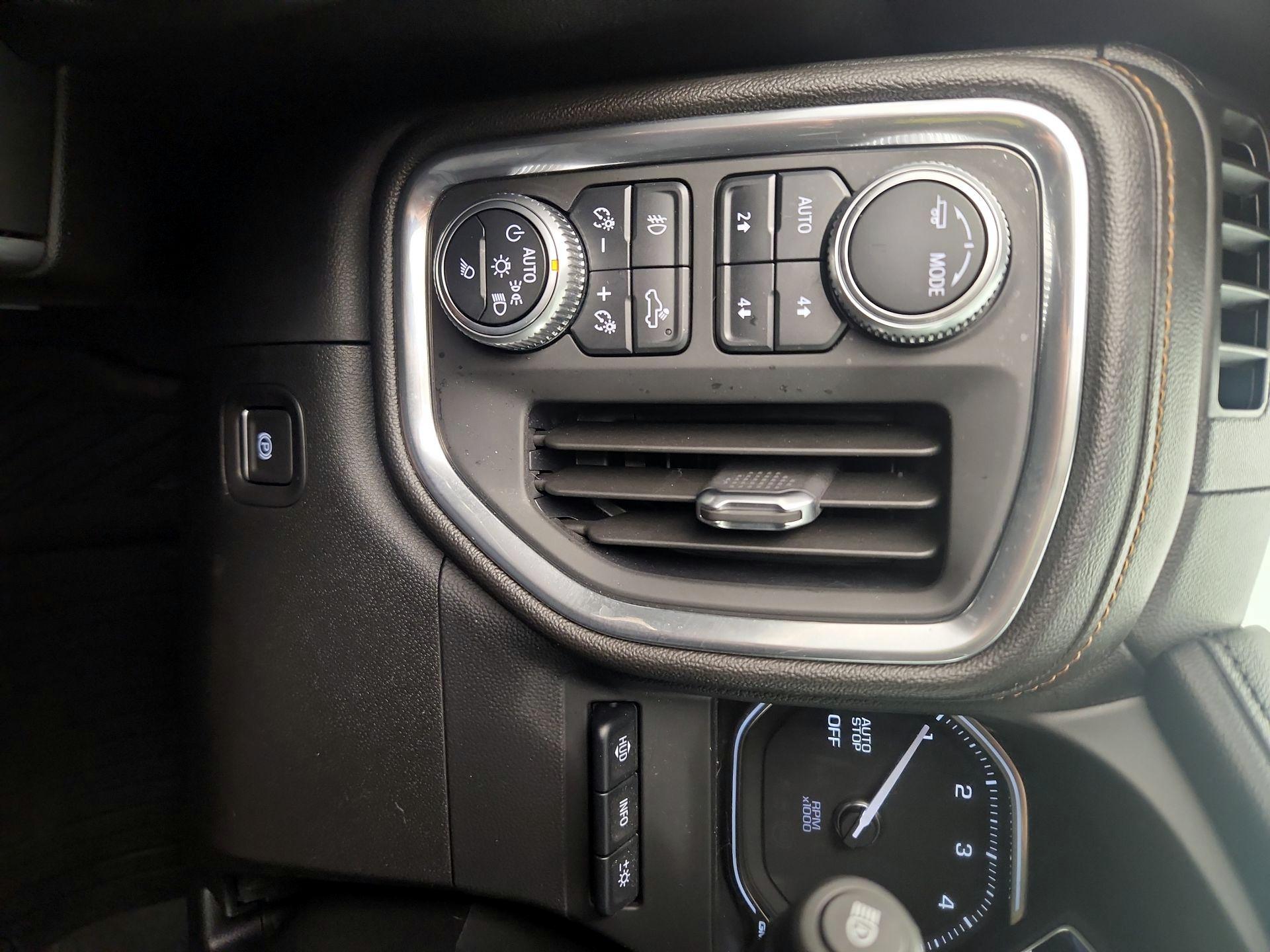 Thumbnail: 2020 GMC Sierra 1500 - 13