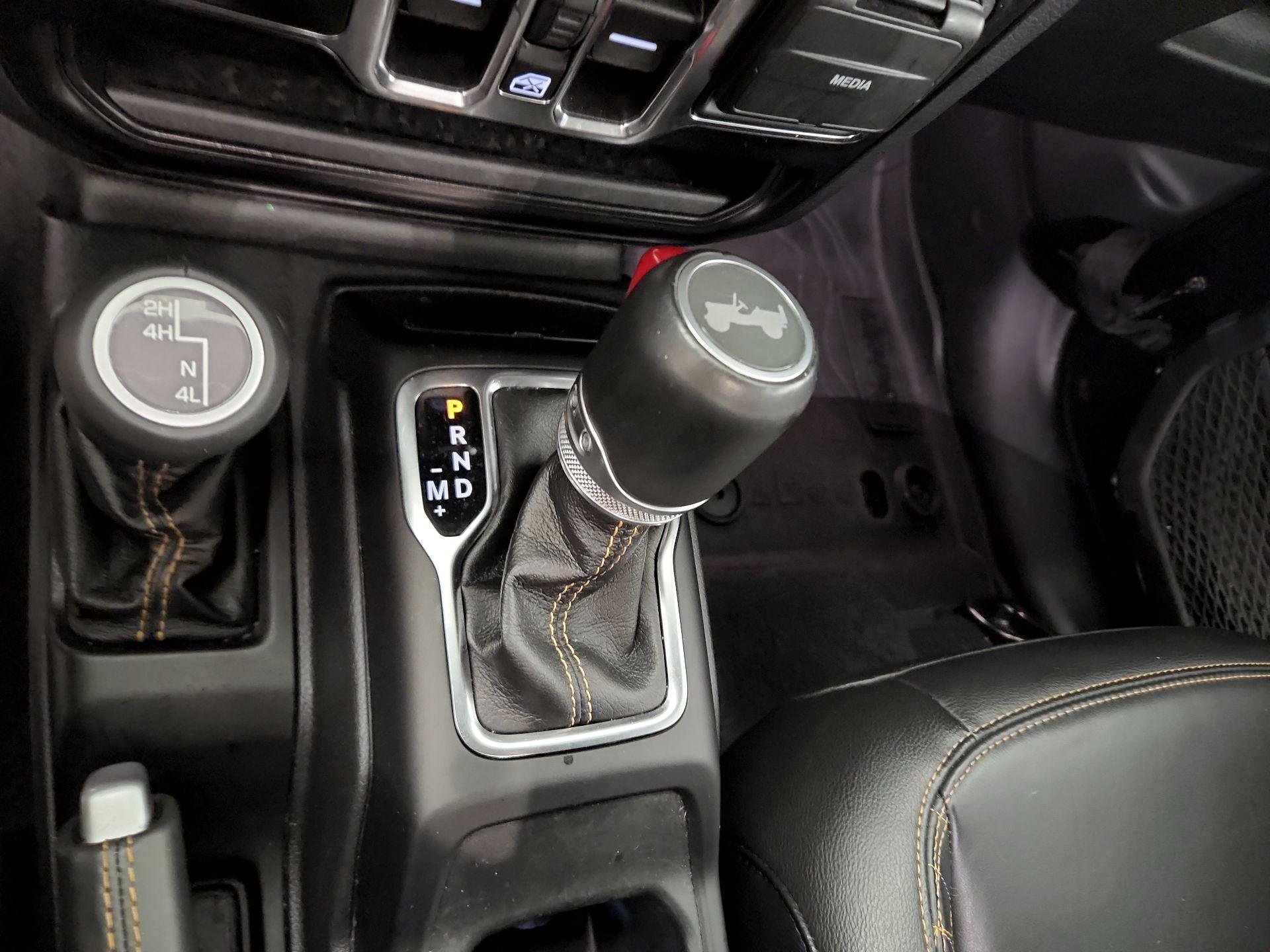 Thumbnail: 2021 Jeep Wrangler - 18