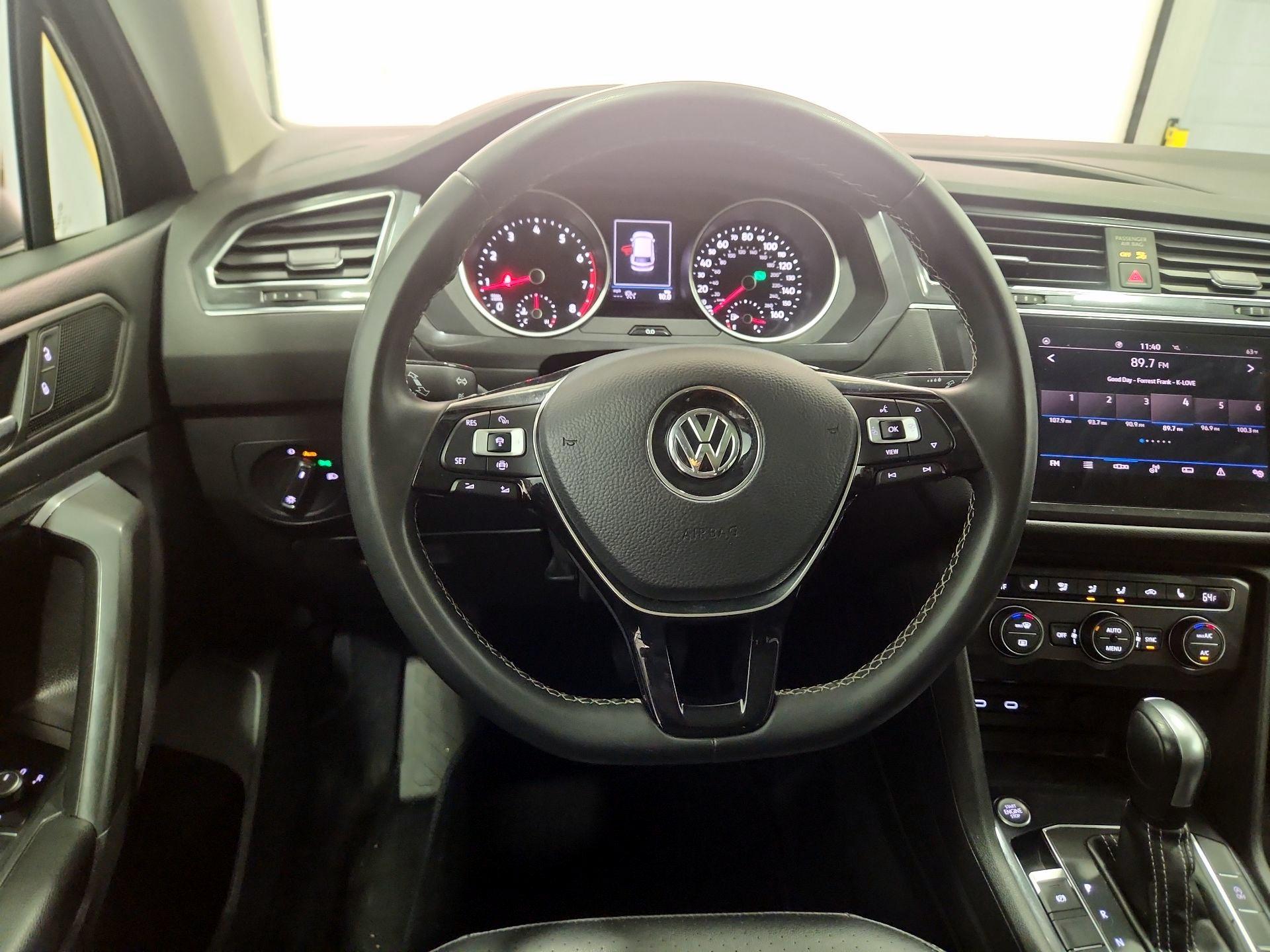 Thumbnail: 2021 Volkswagen Tiguan - 10