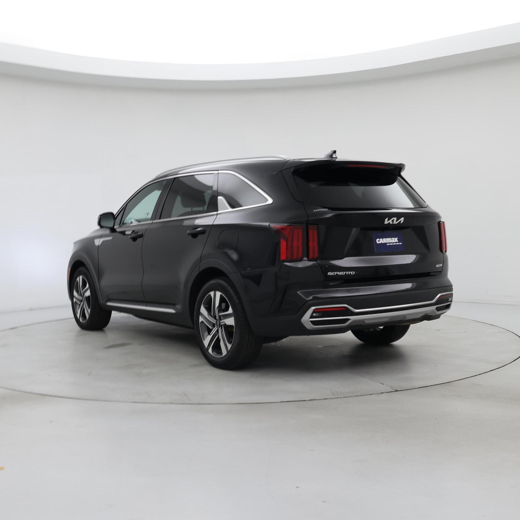 Thumbnail: 2023 Kia Sorento - 2
