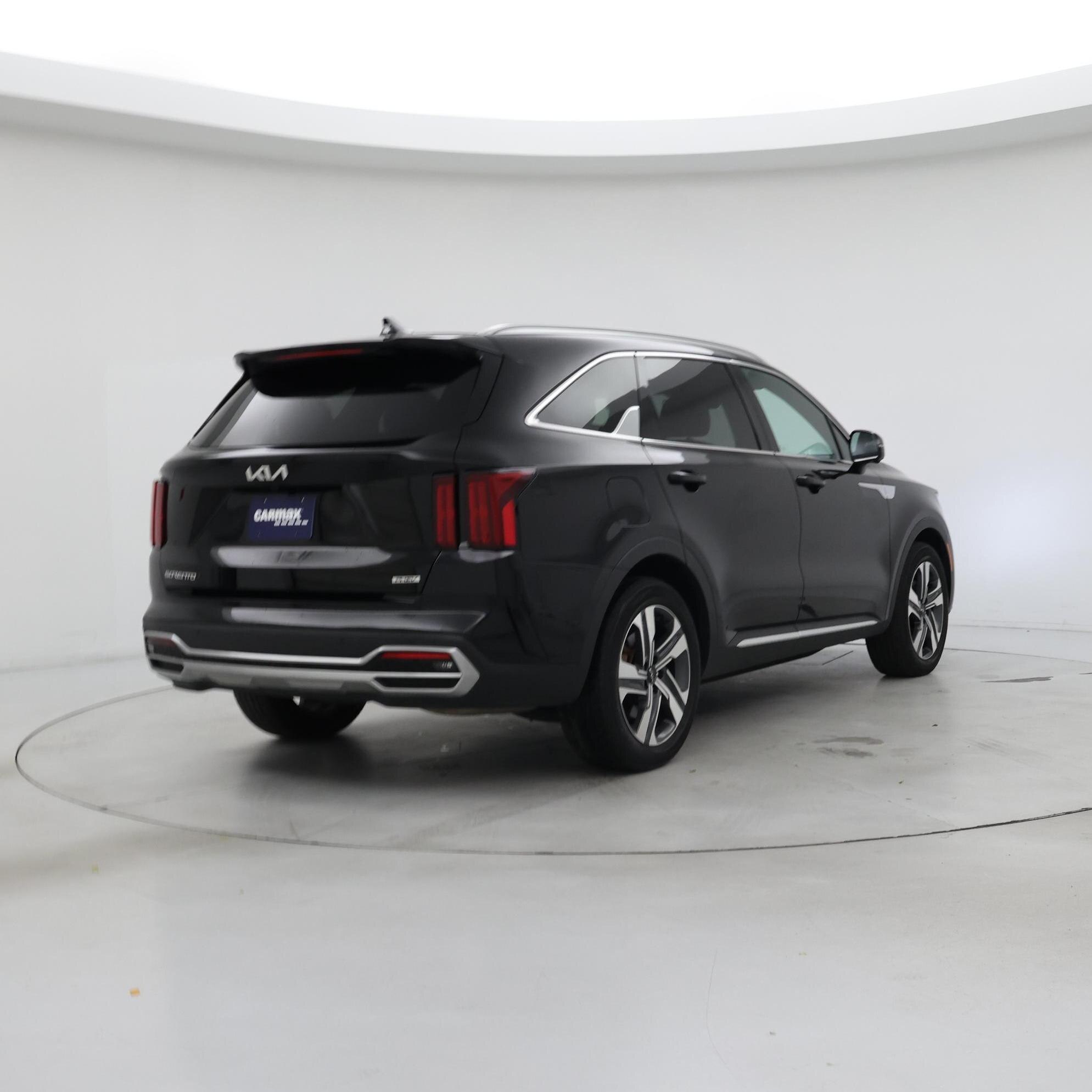 Thumbnail: 2023 Kia Sorento - 8