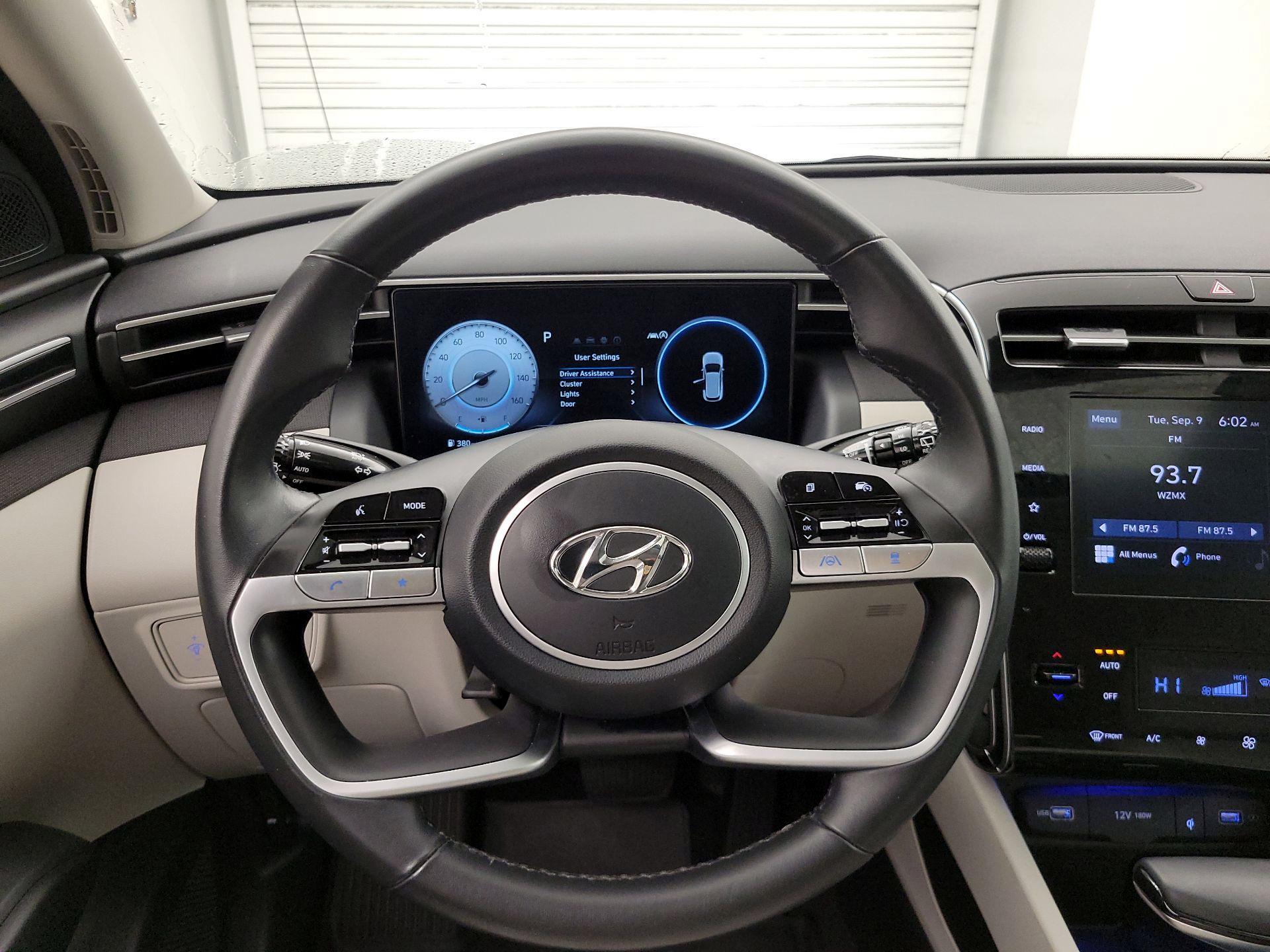 Thumbnail: 2023 Hyundai Tucson - 10
