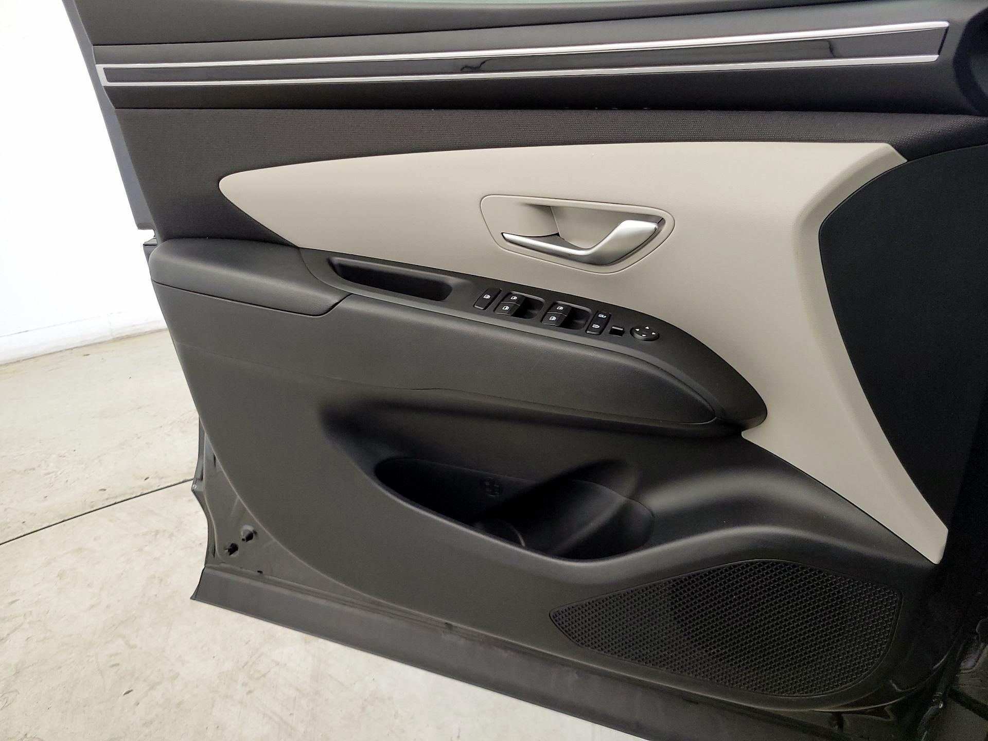 Thumbnail: 2023 Hyundai Tucson - 12