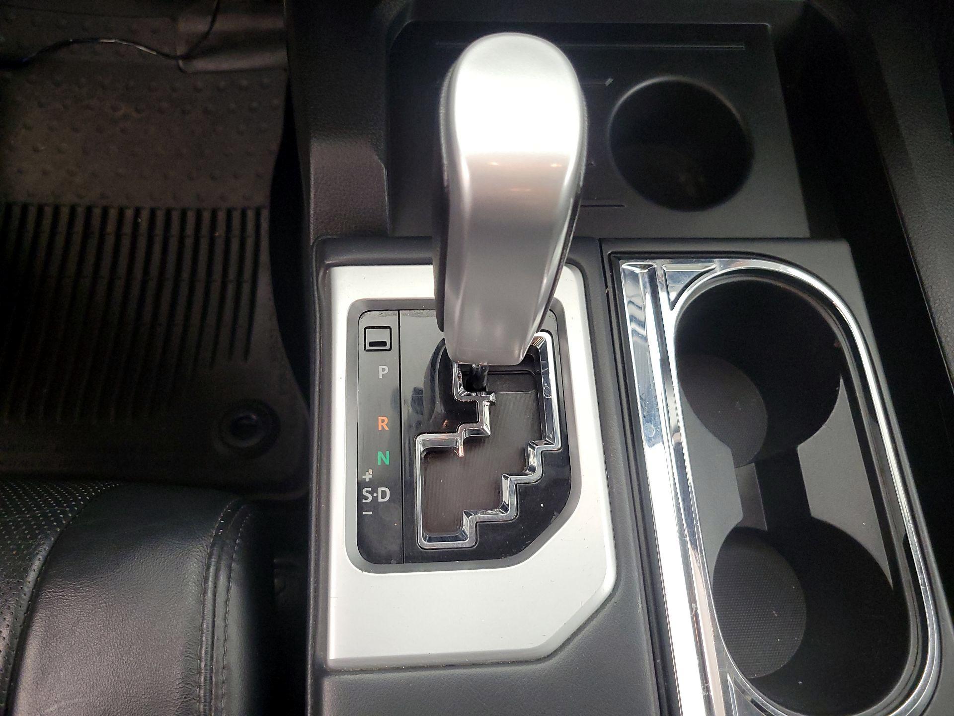 Thumbnail: 2016 Toyota Tundra - 17