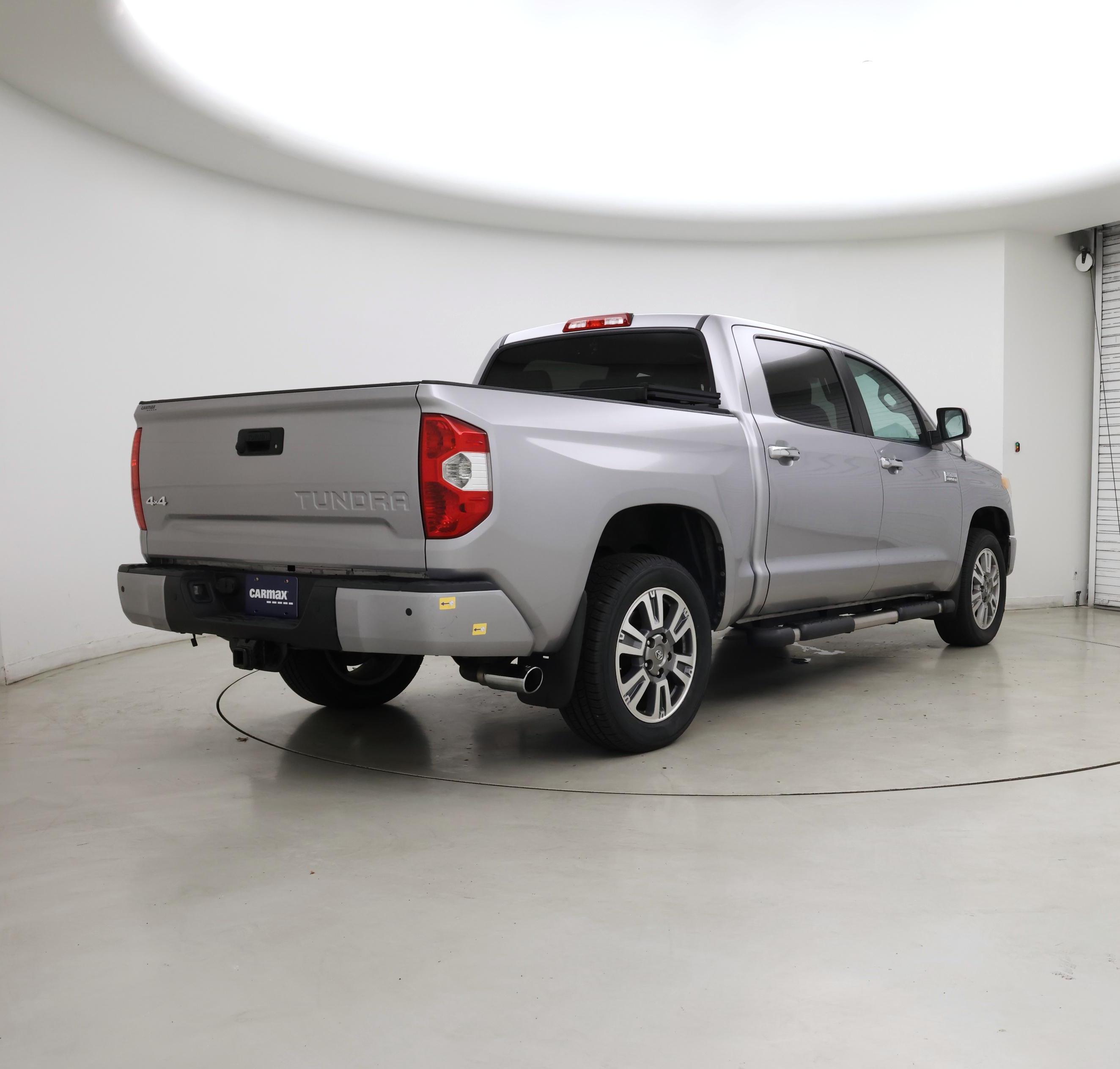 Thumbnail: 2016 Toyota Tundra - 8
