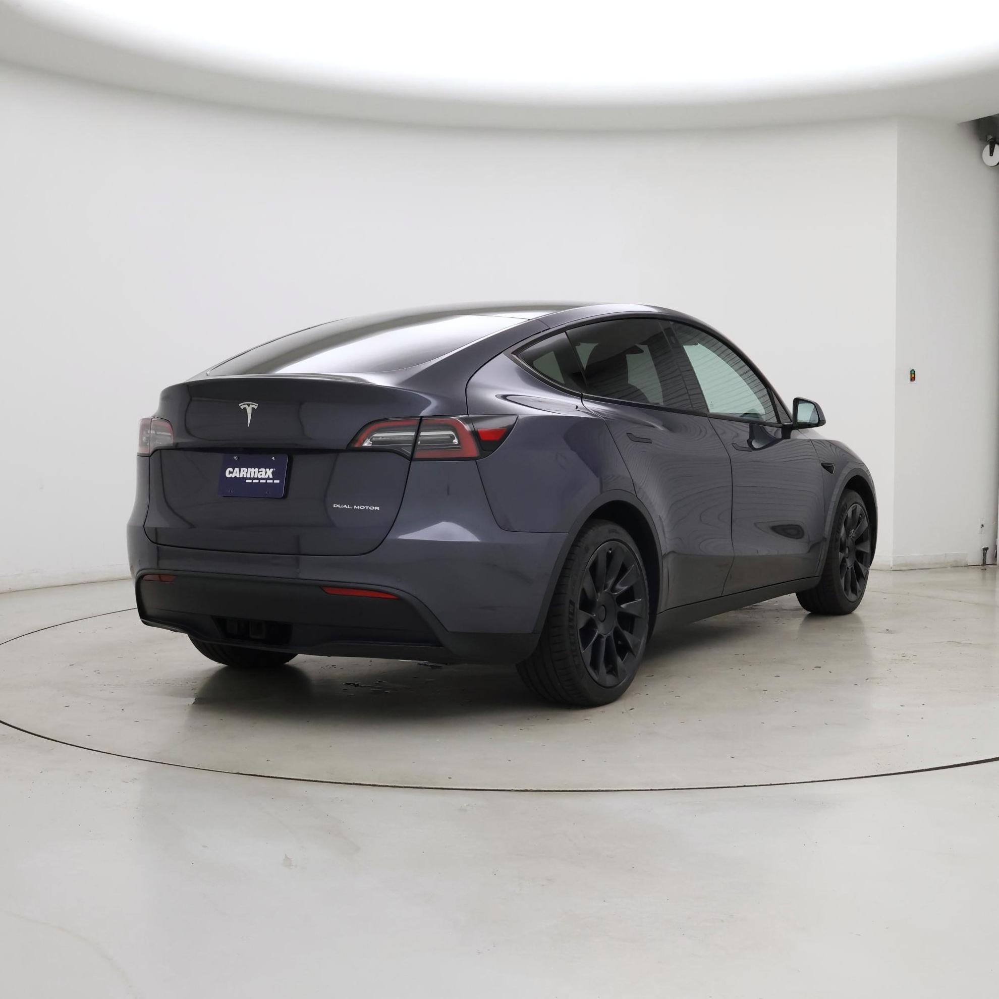 Thumbnail: 2022 Tesla Model Y - 8