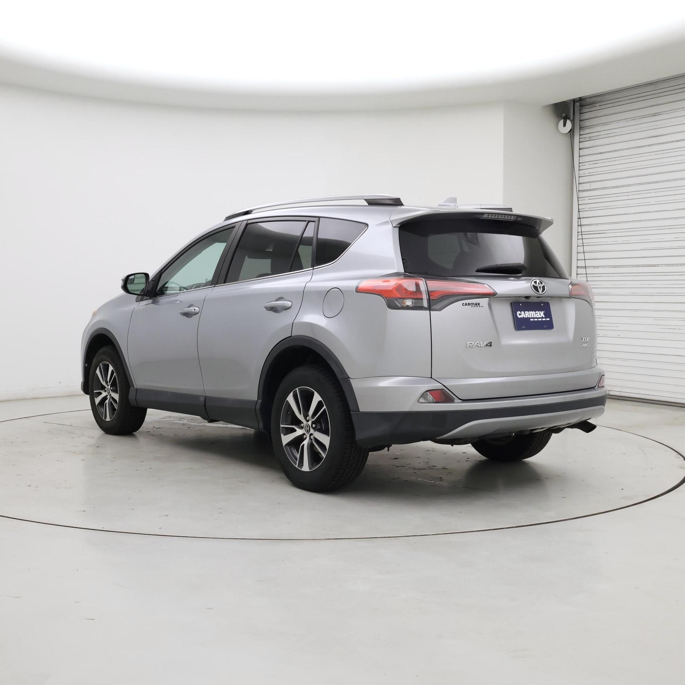 Thumbnail: 2017 Toyota RAV4 - 2