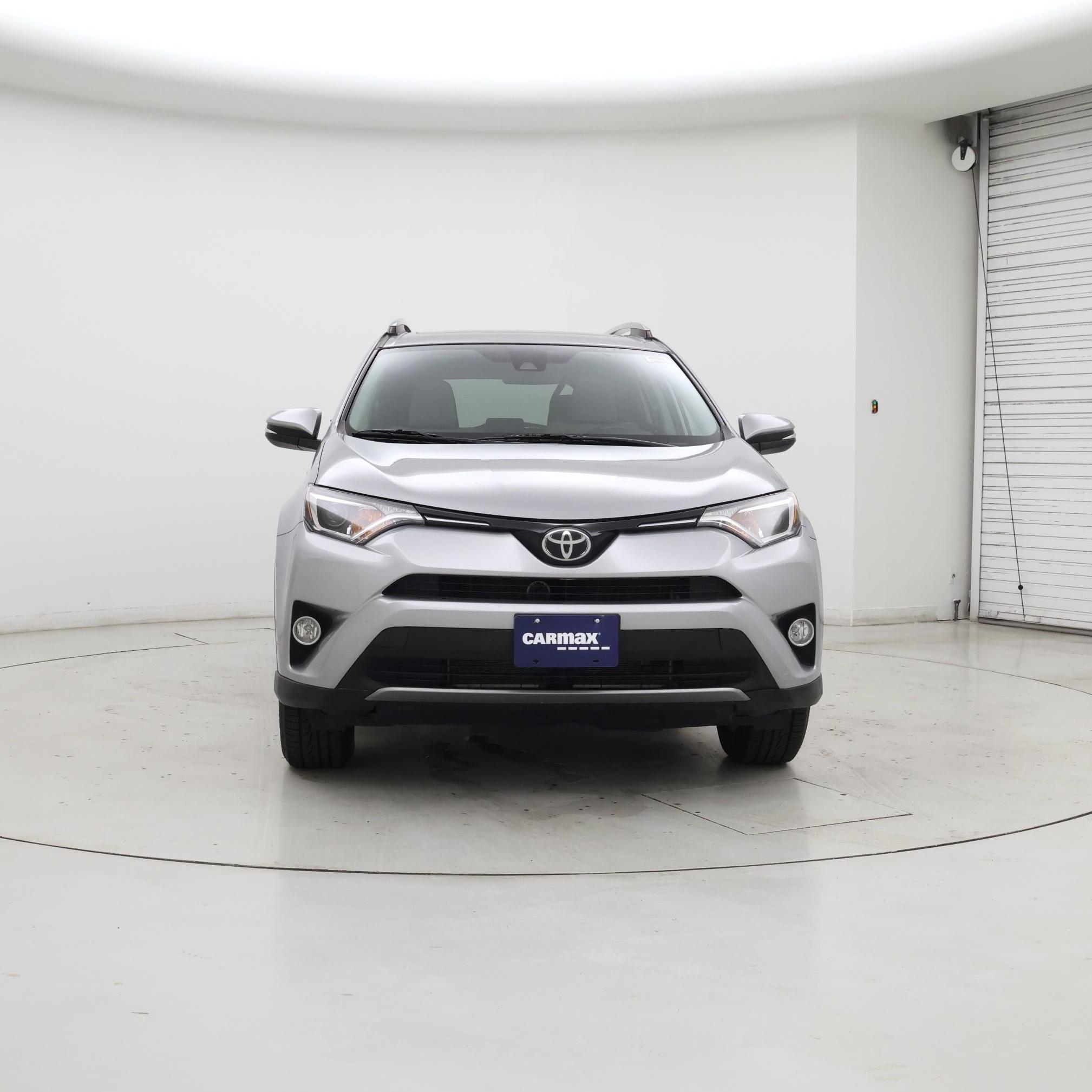 Thumbnail: 2017 Toyota RAV4 - 5