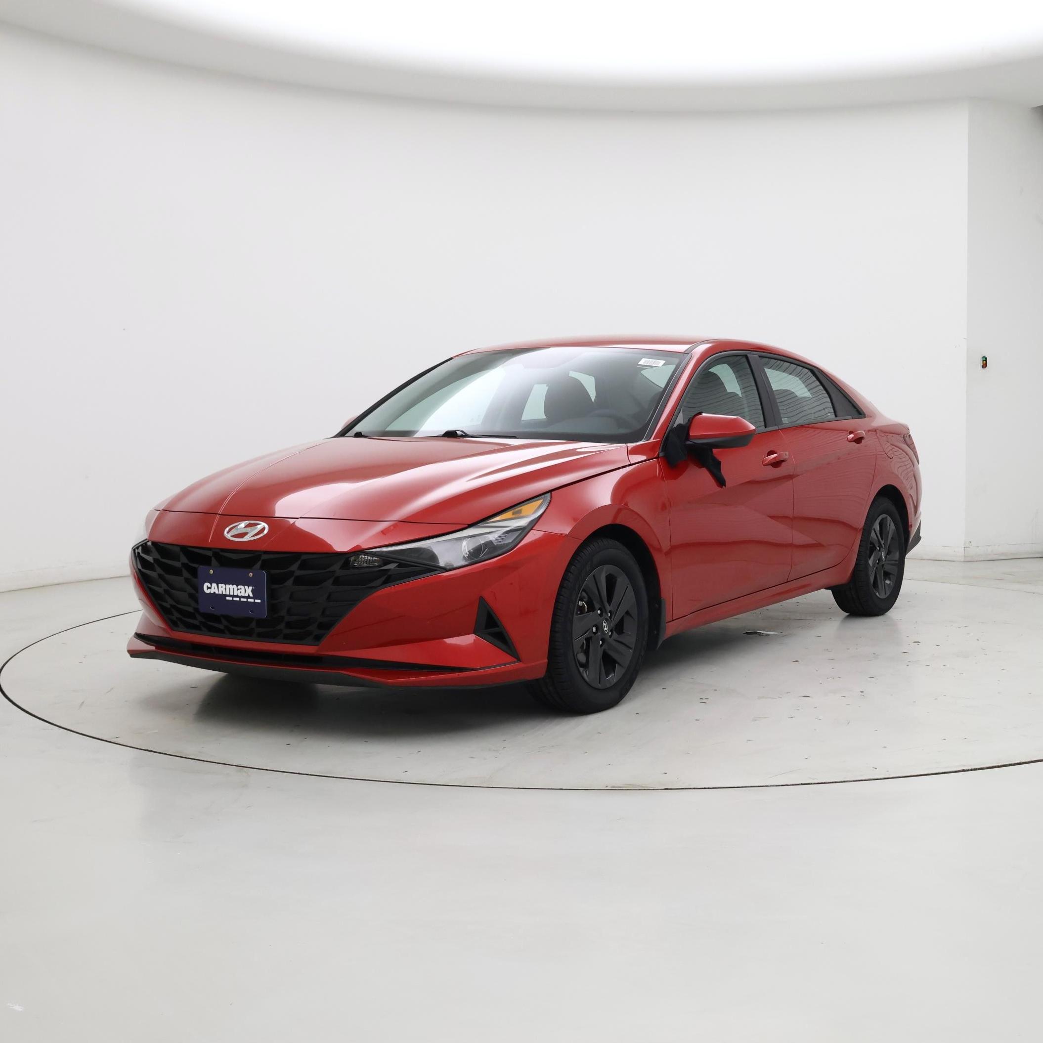 Thumbnail: 2022 Hyundai Elantra - 4
