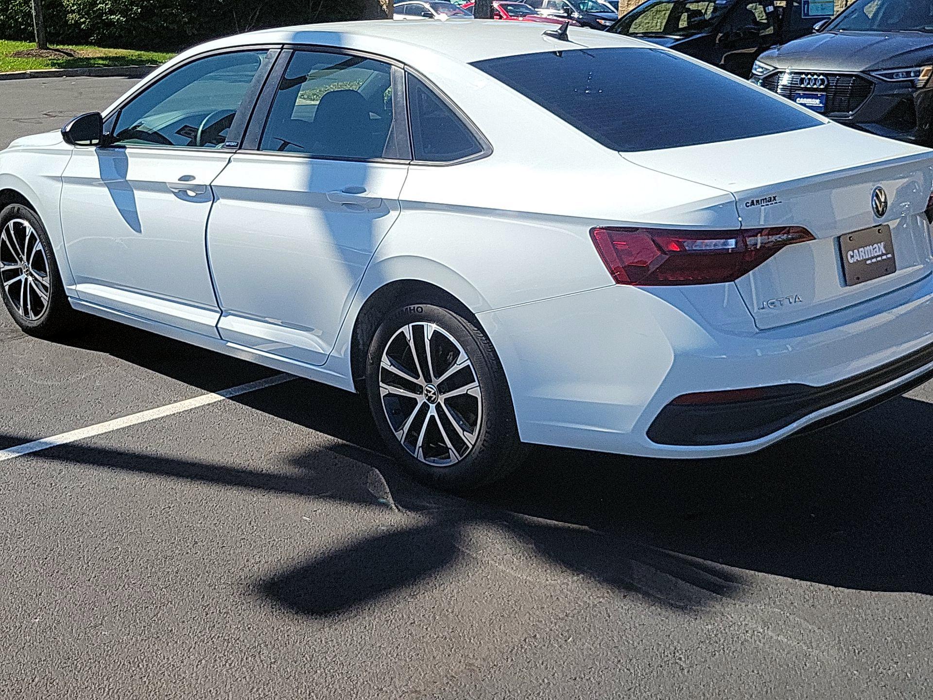 Thumbnail: 2024 Volkswagen Jetta - 7
