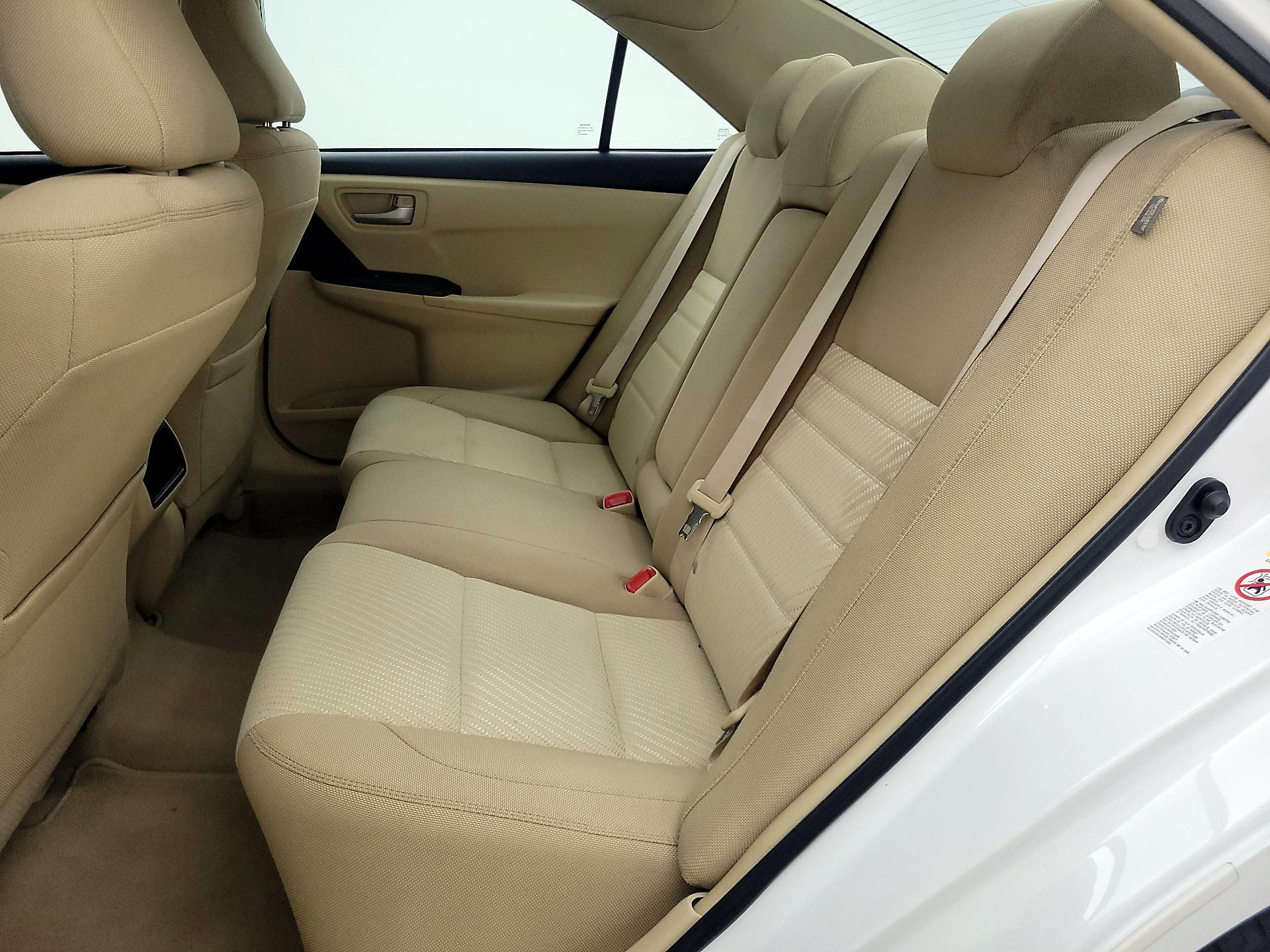 Thumbnail: 2015 Toyota Camry - 19