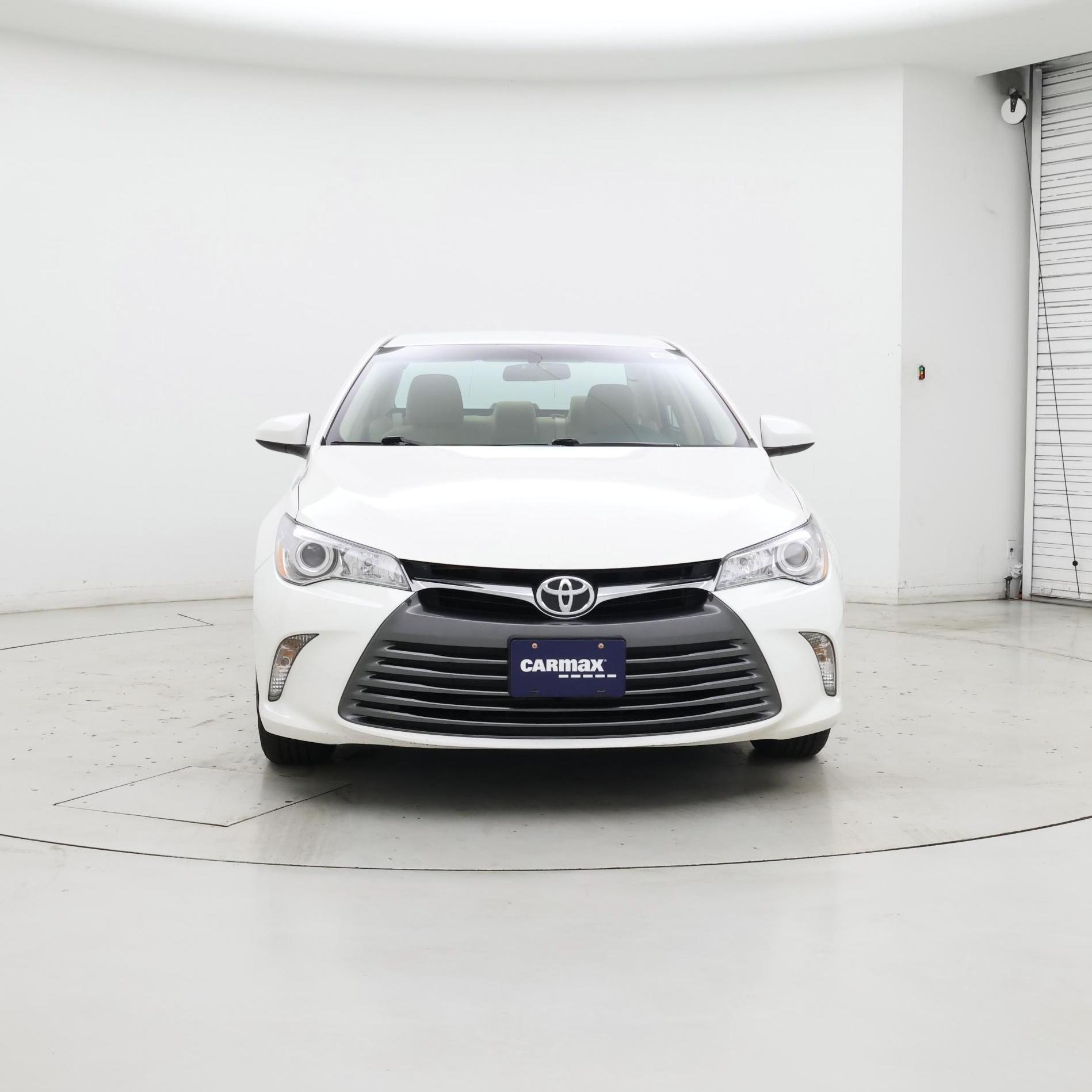Thumbnail: 2015 Toyota Camry - 5