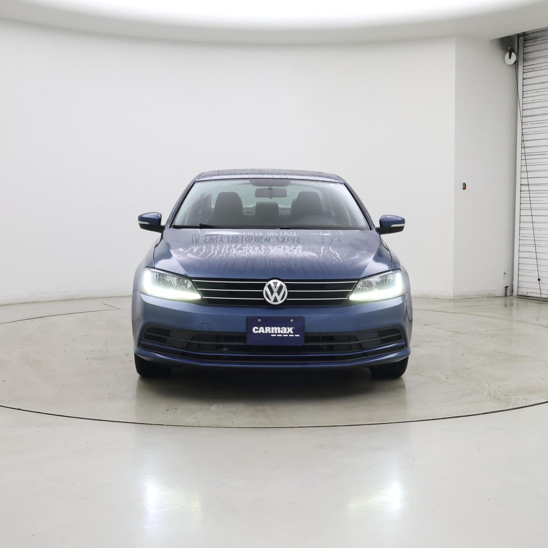 Thumbnail: 2017 Volkswagen Jetta - 5