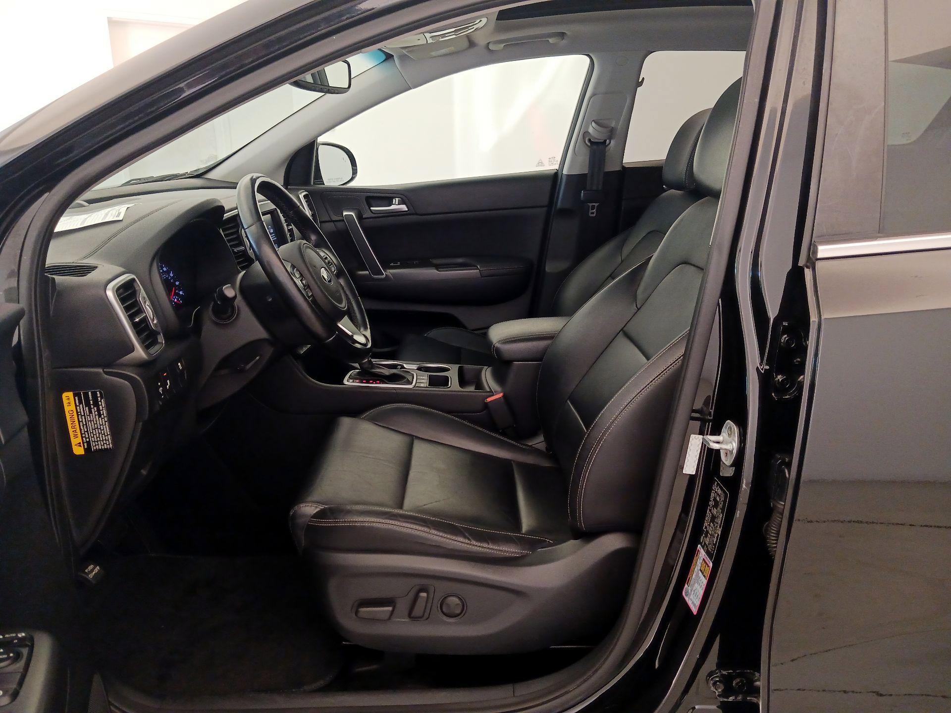 Thumbnail: 2017 Kia Sportage - 11