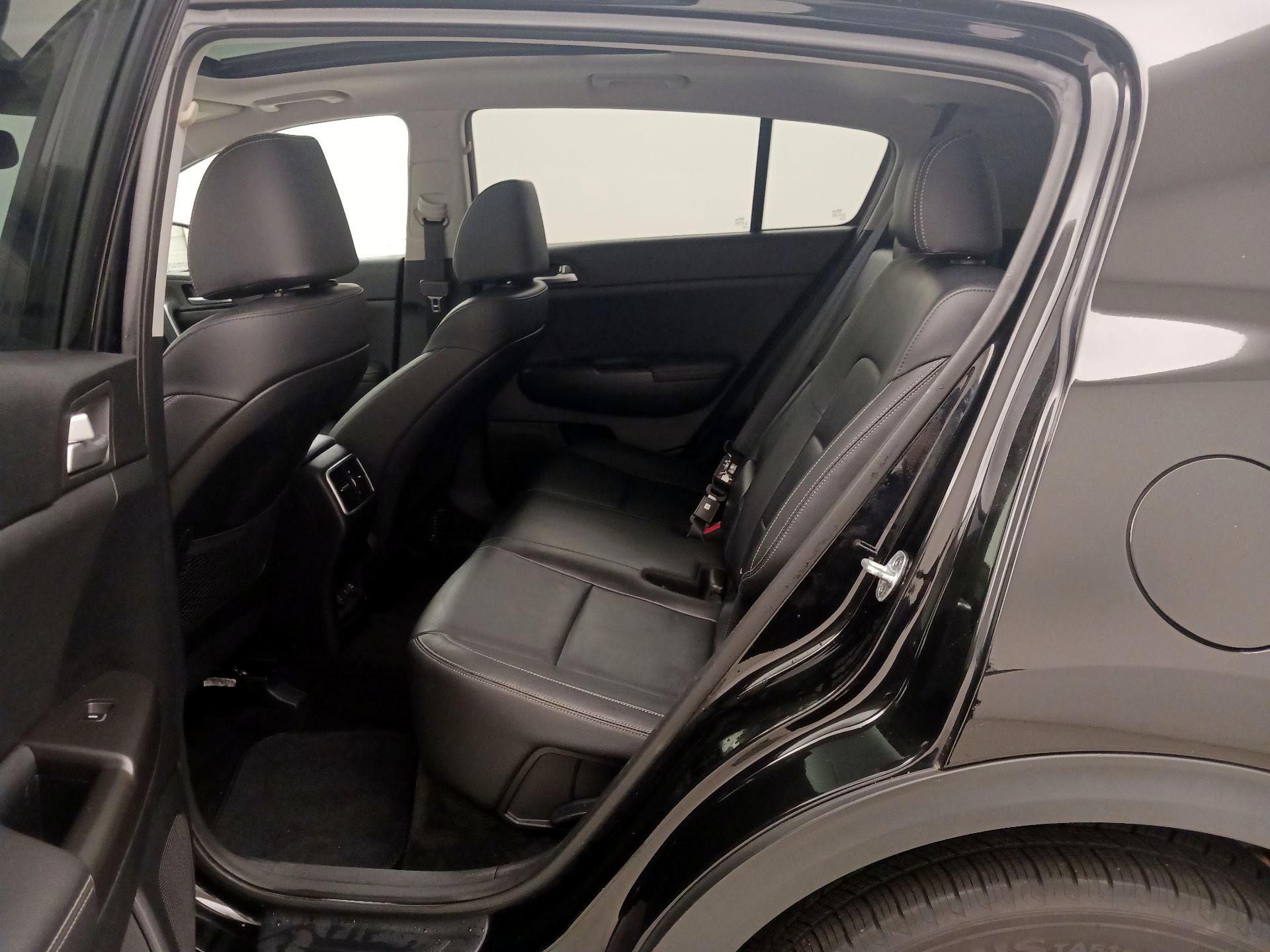 Thumbnail: 2017 Kia Sportage - 20